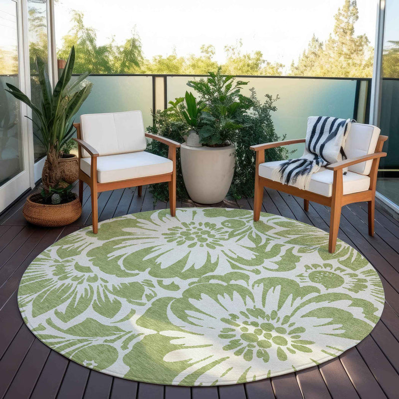 8' Round Green and Ivory Round Floral Washable Non Skid Indoor Outdoor Area Rug