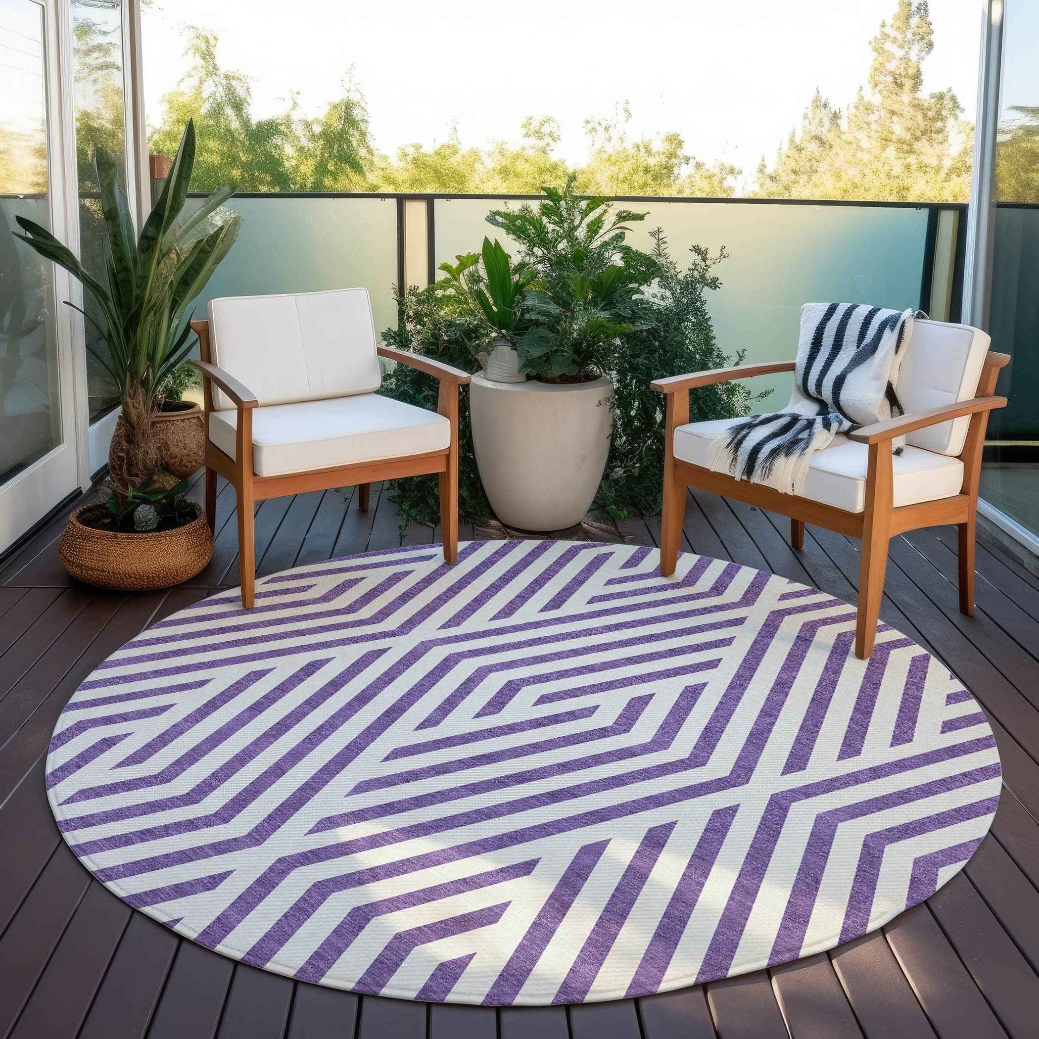 8' Purple And White Round Geometric Washable Indoor Outdoor Area Rug