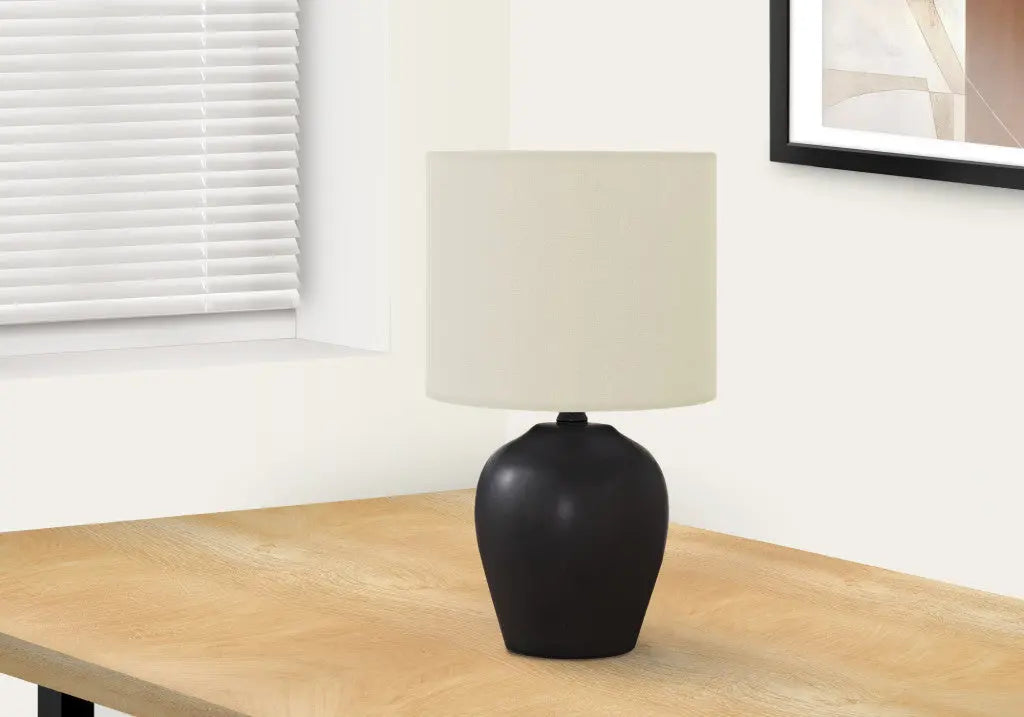 17" Black Ceramic Round Table Lamp With Ivory Drum Shade Homeroots Lighting