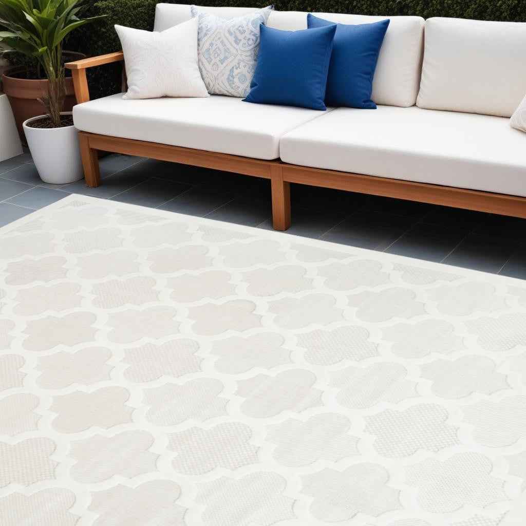 9' X 12' Ivory And White Indoor Outdoor Area Rug