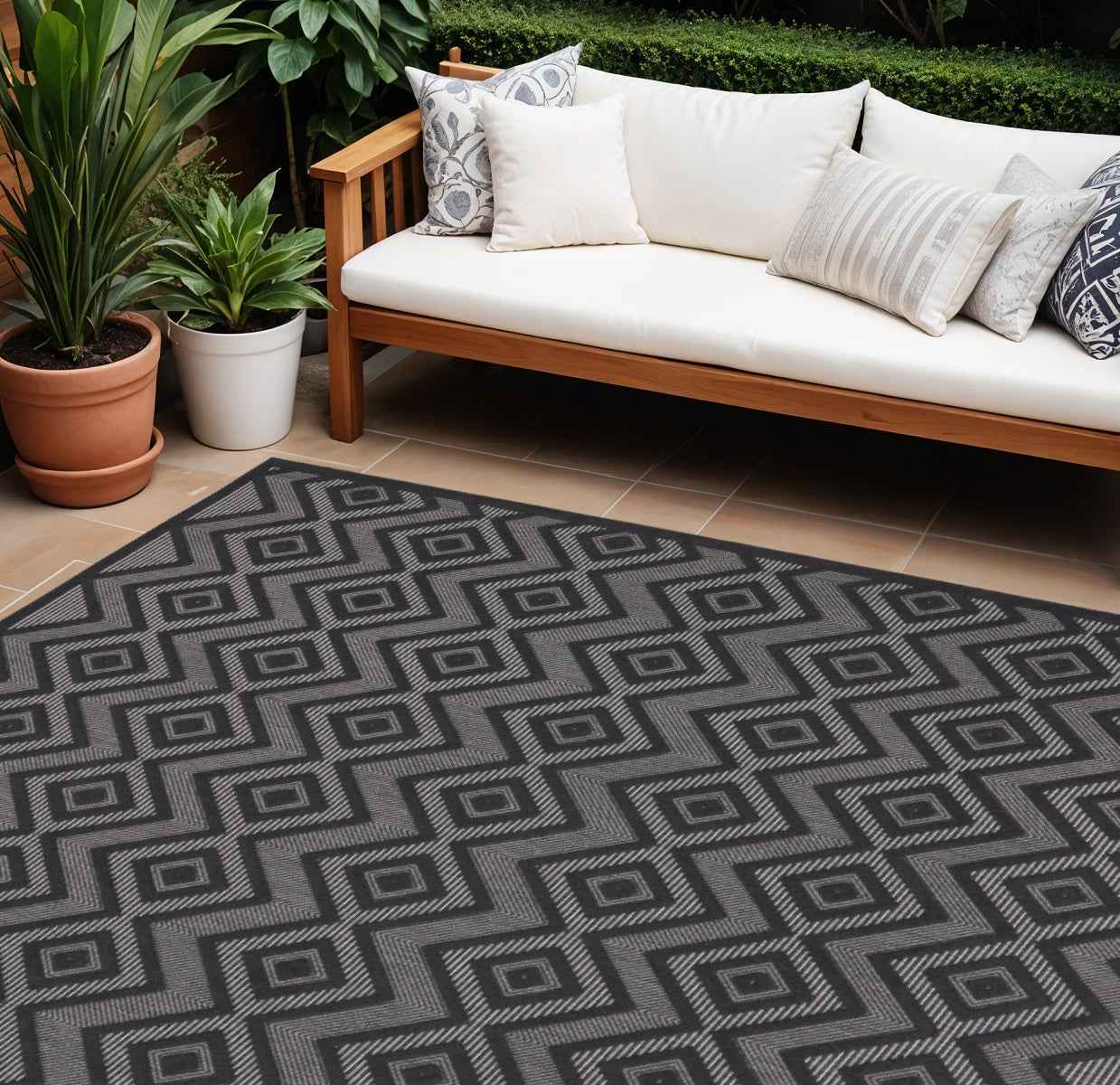 9' X 12' Charcoal And Gray Indoor Outdoor Area Rug