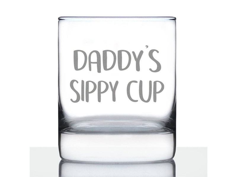 Clear whiskey rocks glass with hand-etched DADDY'S SIPPY CUP lettering