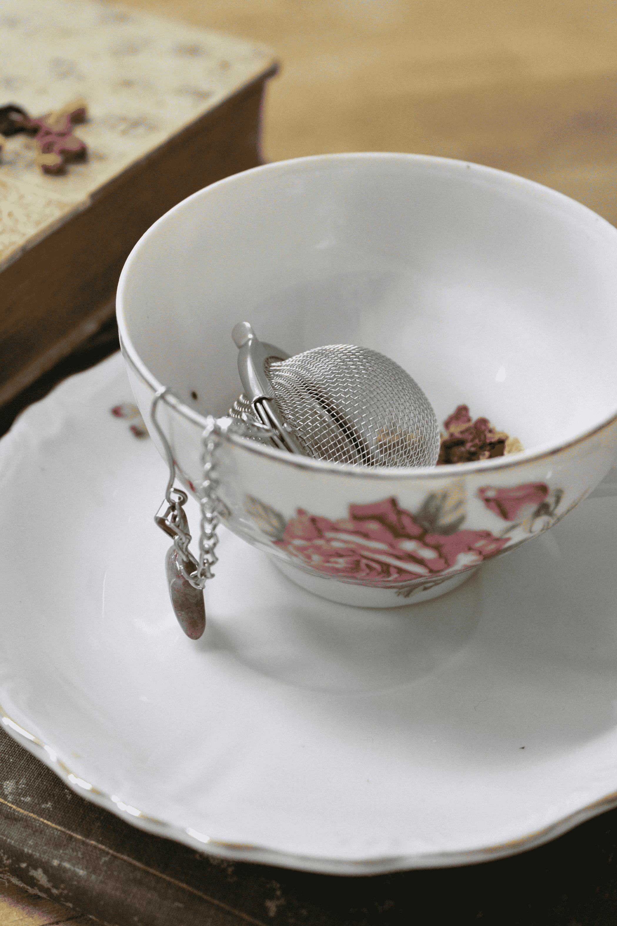 Crystal Moon Tea Ball Infuser - Kitchen