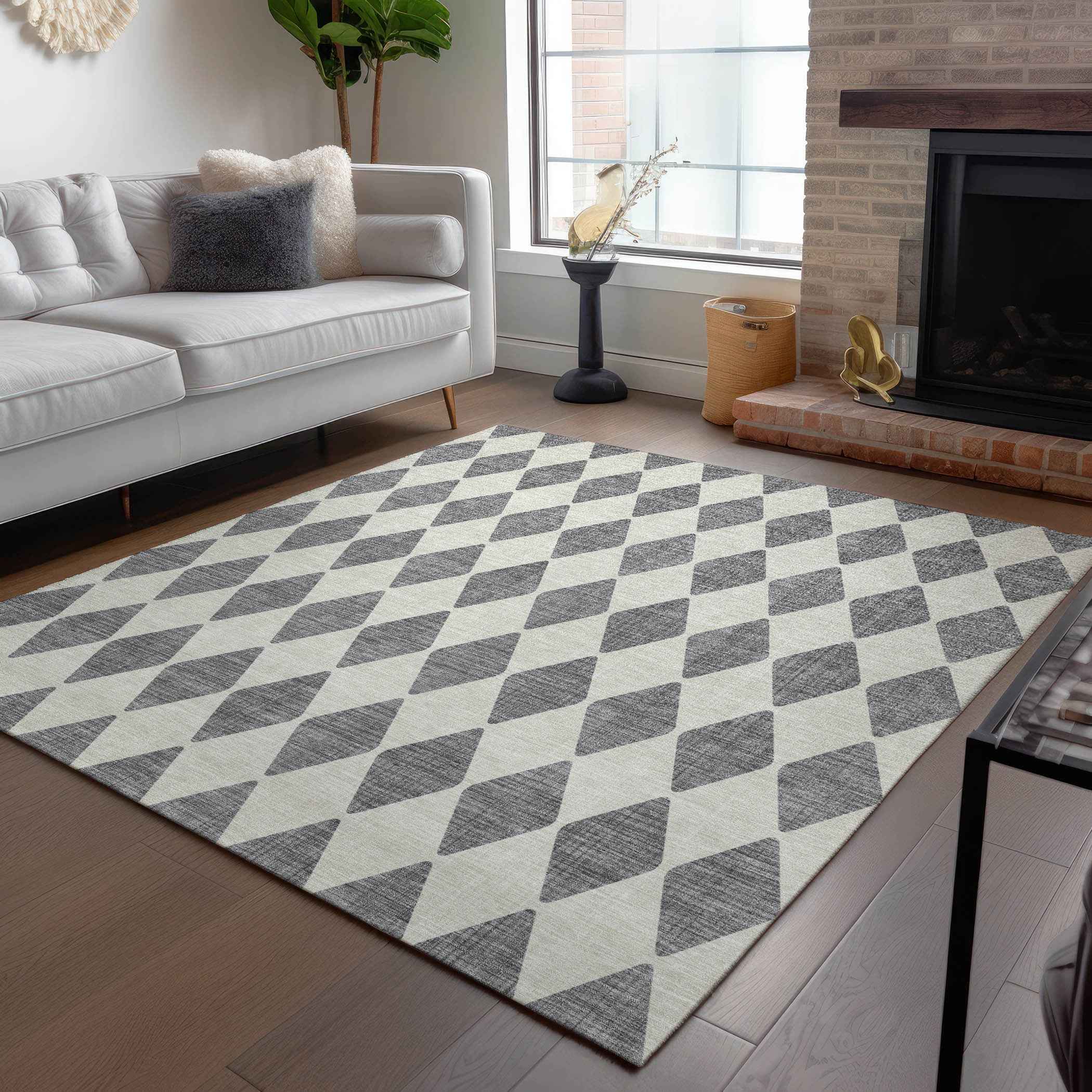 8' X 10' Gray And Ivory Geometric Washable Indoor Outdoor Area Rug