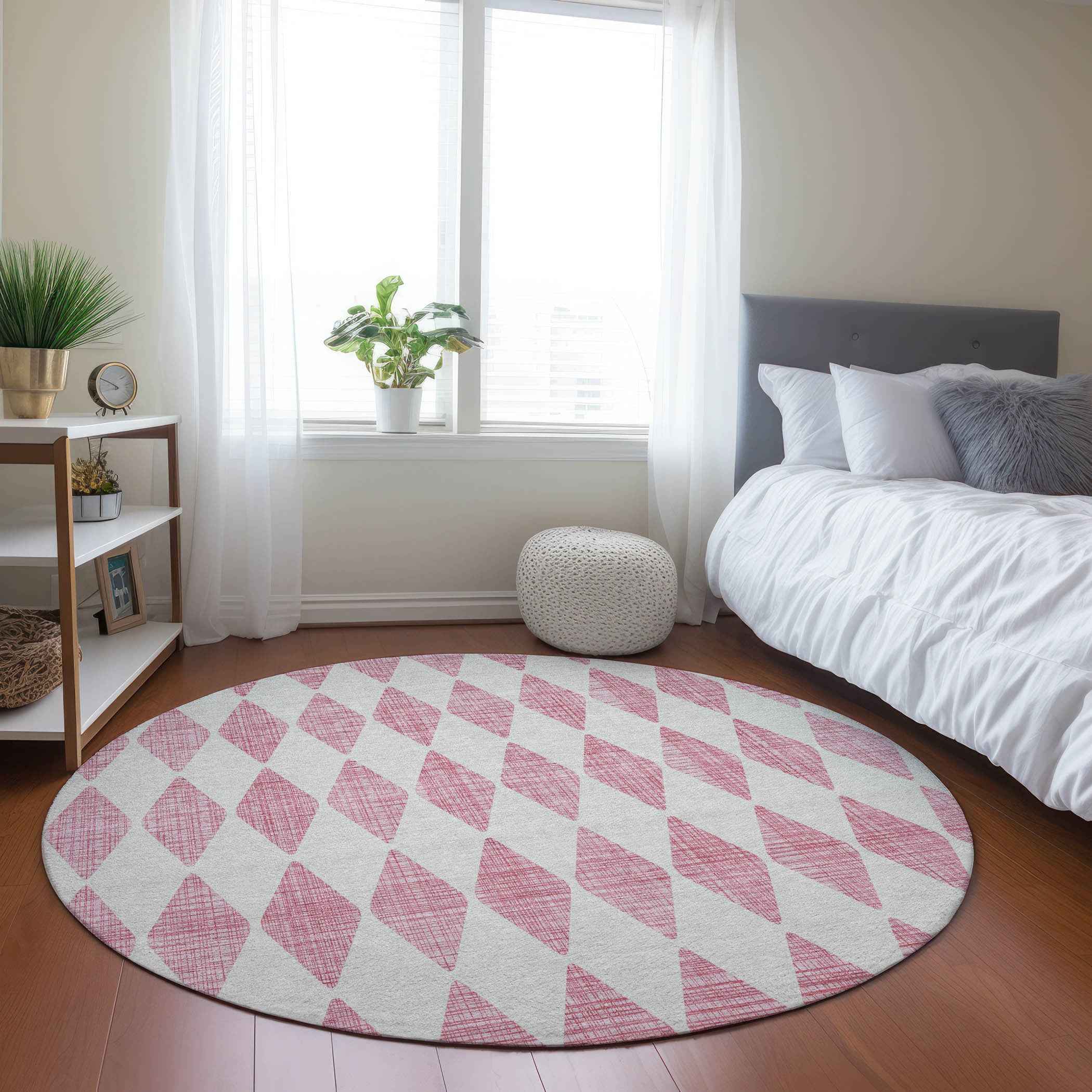 8' Pink And Ivory Round Geometric Washable Indoor Outdoor Area Rug