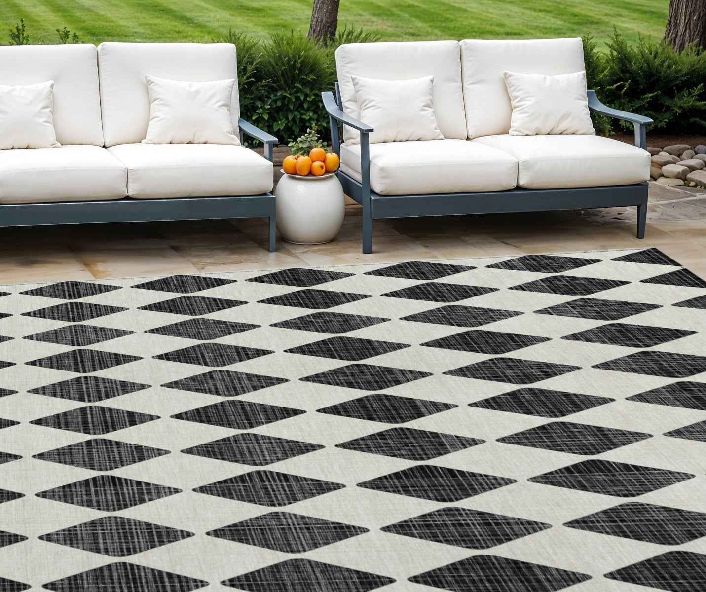 10' X 14' Black Geometric Washable Indoor Outdoor Area Rug