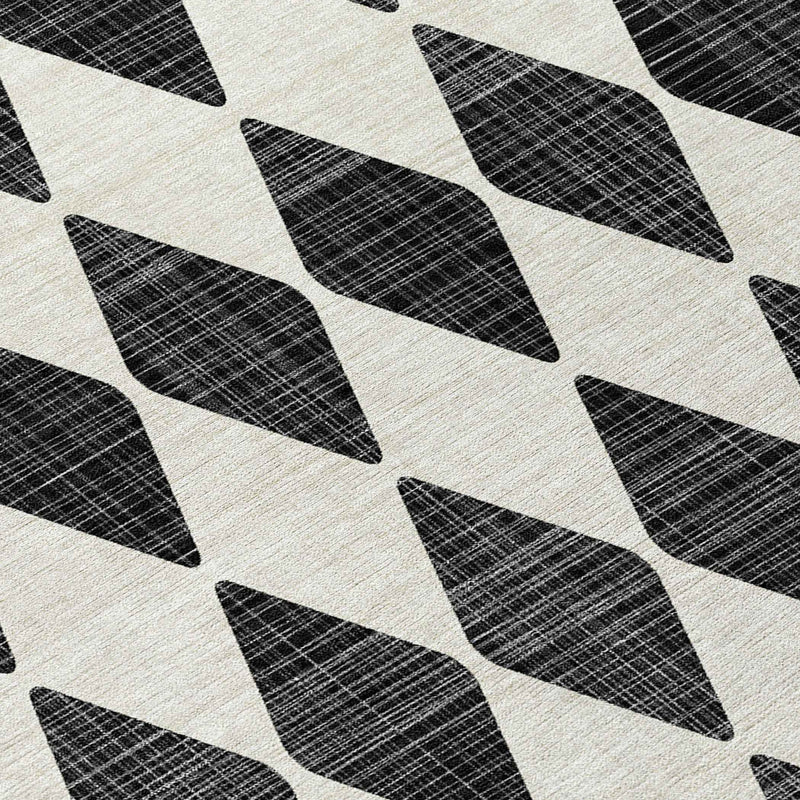 5' X 8' Black Geometric Washable Indoor Outdoor Area Rug