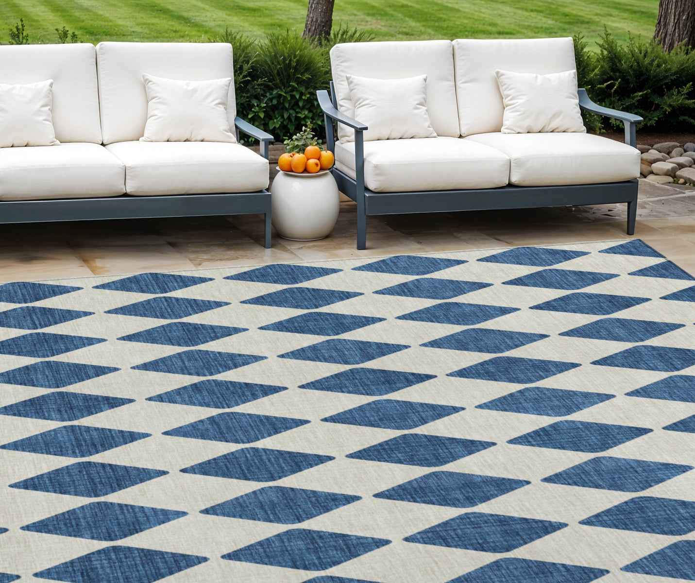 8' X 10' Navy Blue And Ivory Geometric Washable Indoor Outdoor Area Rug