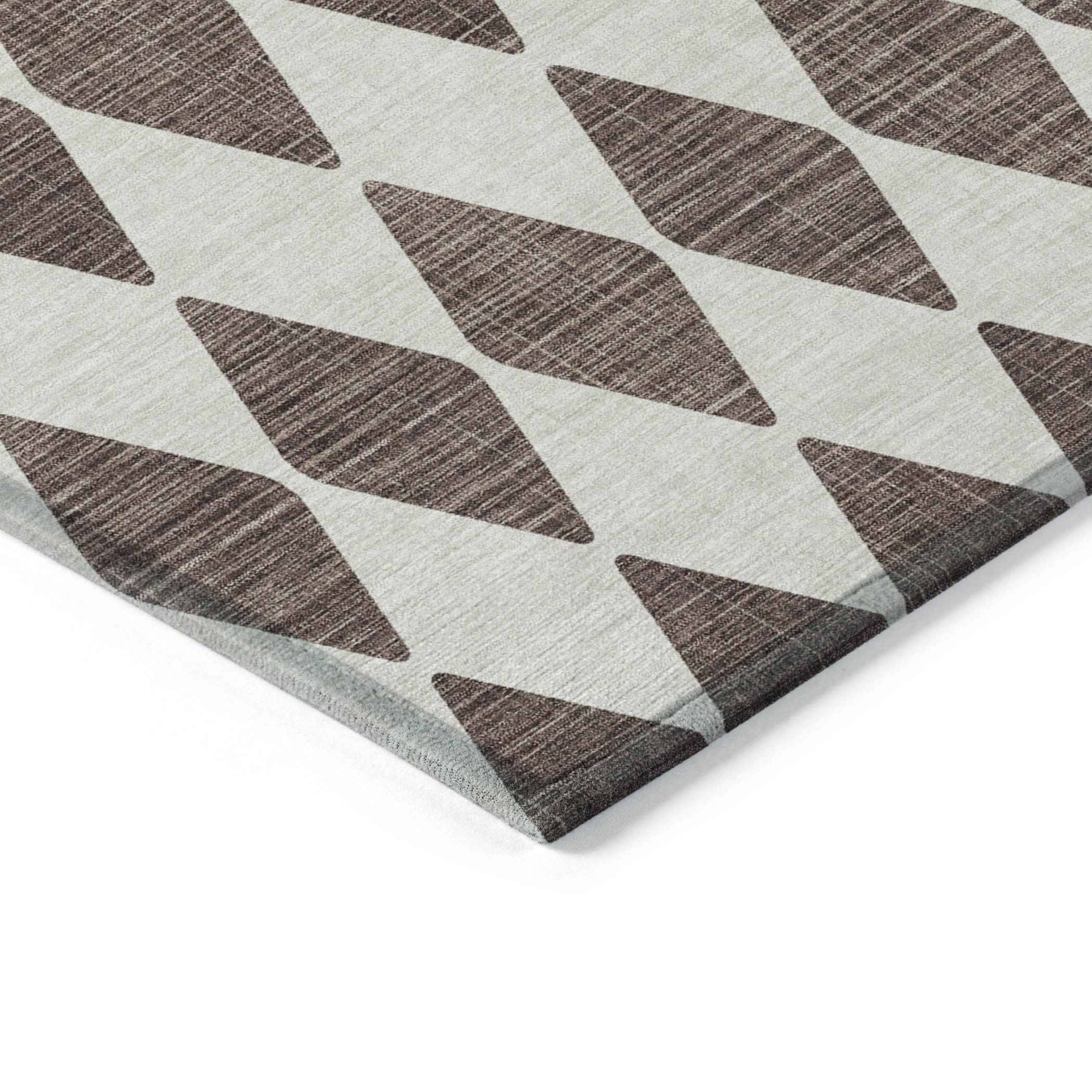 8' X 10' Brown Geometric Washable Indoor Outdoor Area Rug