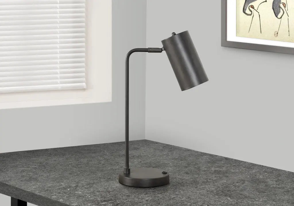 18" Gray Metal Round USB Table Lamp With Gray Cylinder Shade Homeroots Lighting