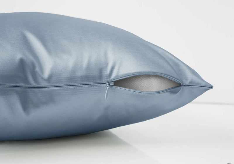 18" X 18" Blue Polyester Zippered Pillow Homeroots Home Decor