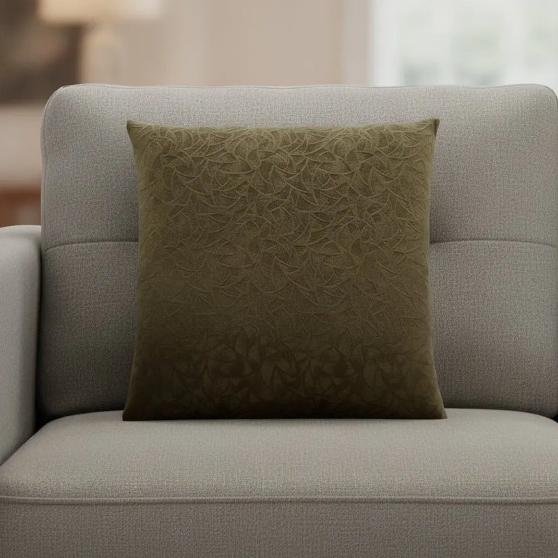 18" X 18" Dark Green Velvet Polyester Floral Zippered Pillow Homeroots Home Decor