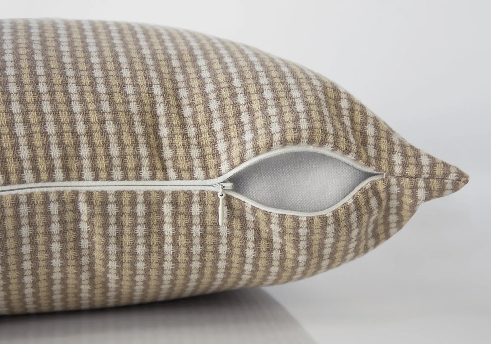 18" X 18" Taupe Polyester Striped Zippered Pillow Homeroots Home Decor