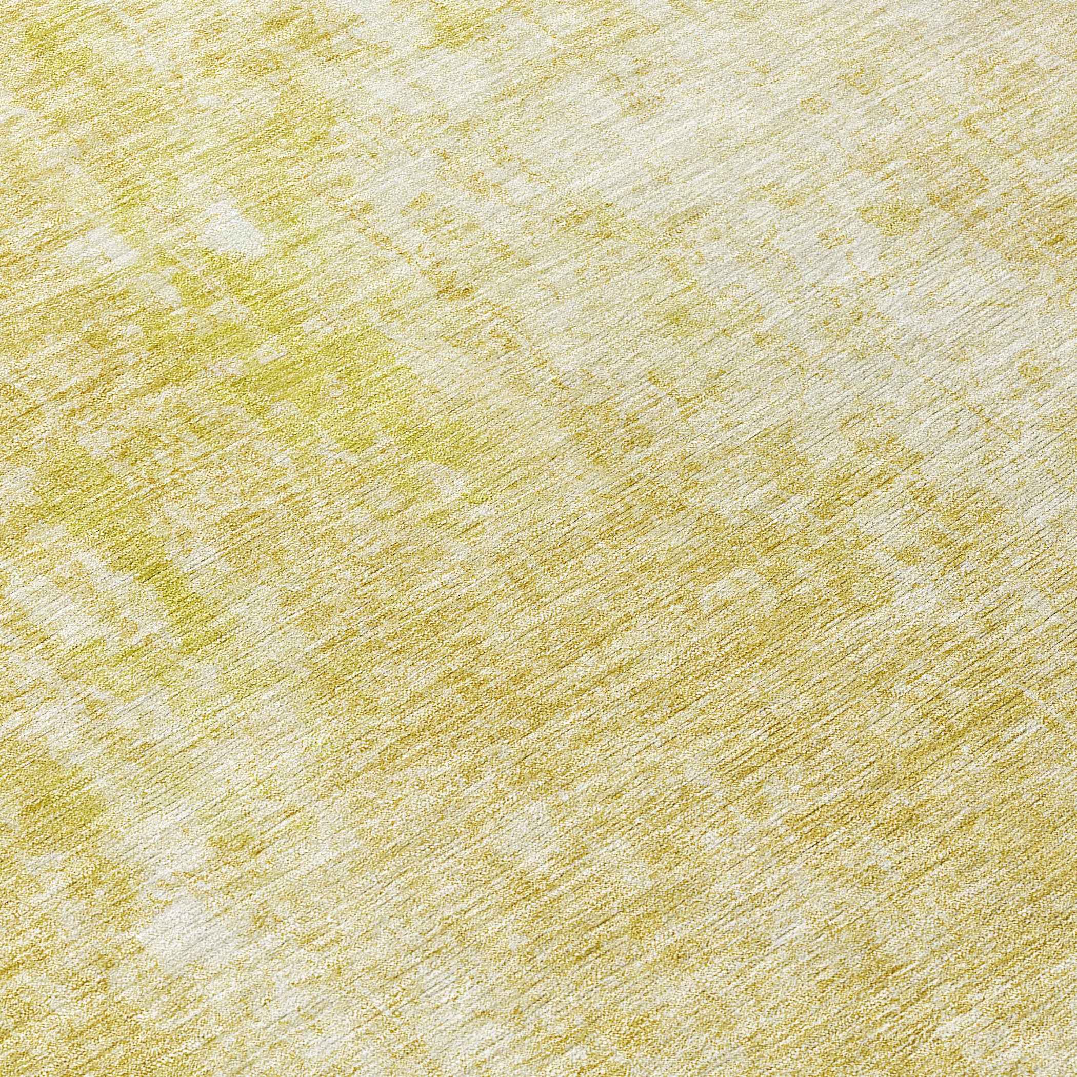 8' Gold Wheat And Ivory Round Abstract Washable Indoor Outdoor Area Rug