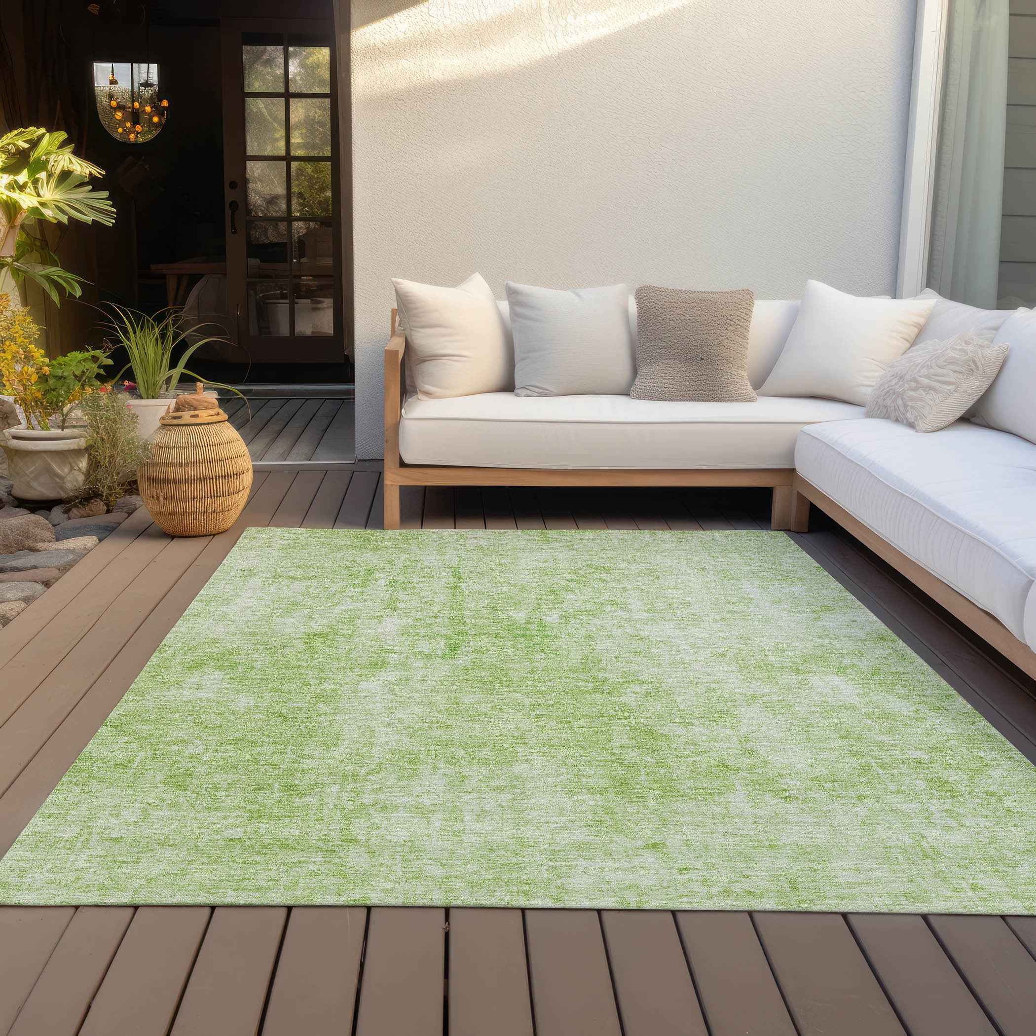 5' X 8' Green And Ivory Abstract Washable Indoor Outdoor Area Rug