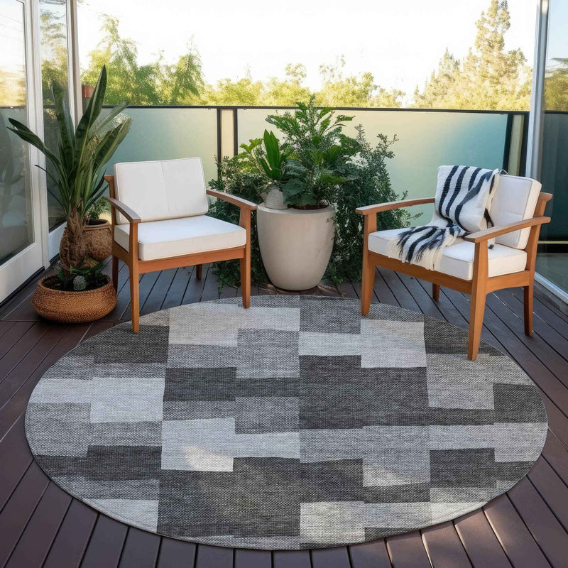 8' Gray Silver And Charcoal Round Geometric Washable Indoor Outdoor Area Rug