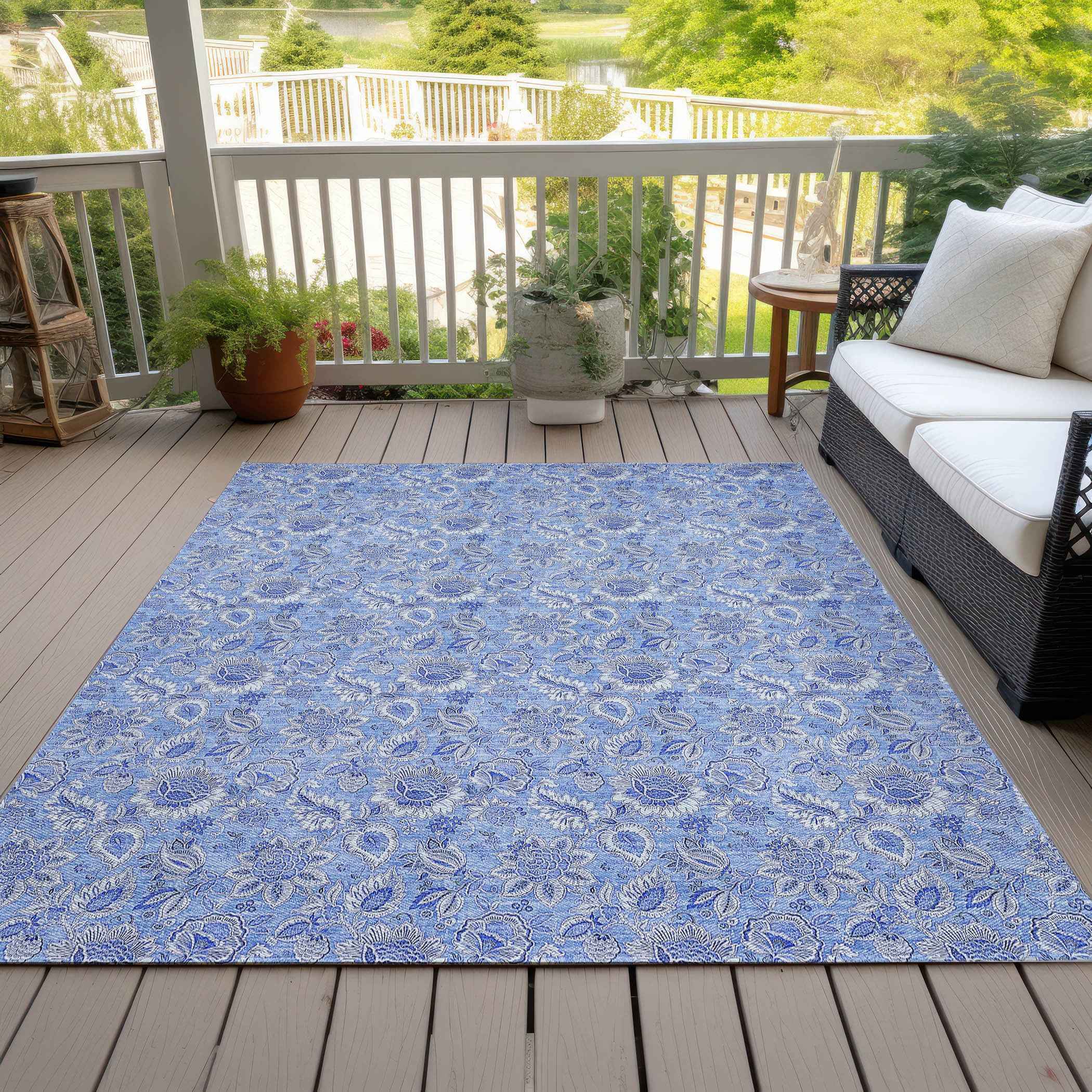 5' X 8' Navy Blue And Denim Blue Floral Washable Indoor Outdoor Area Rug