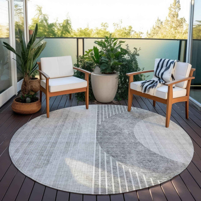 8' Gray Silver And Charcoal Round Geometric Washable Indoor Outdoor Area Rug