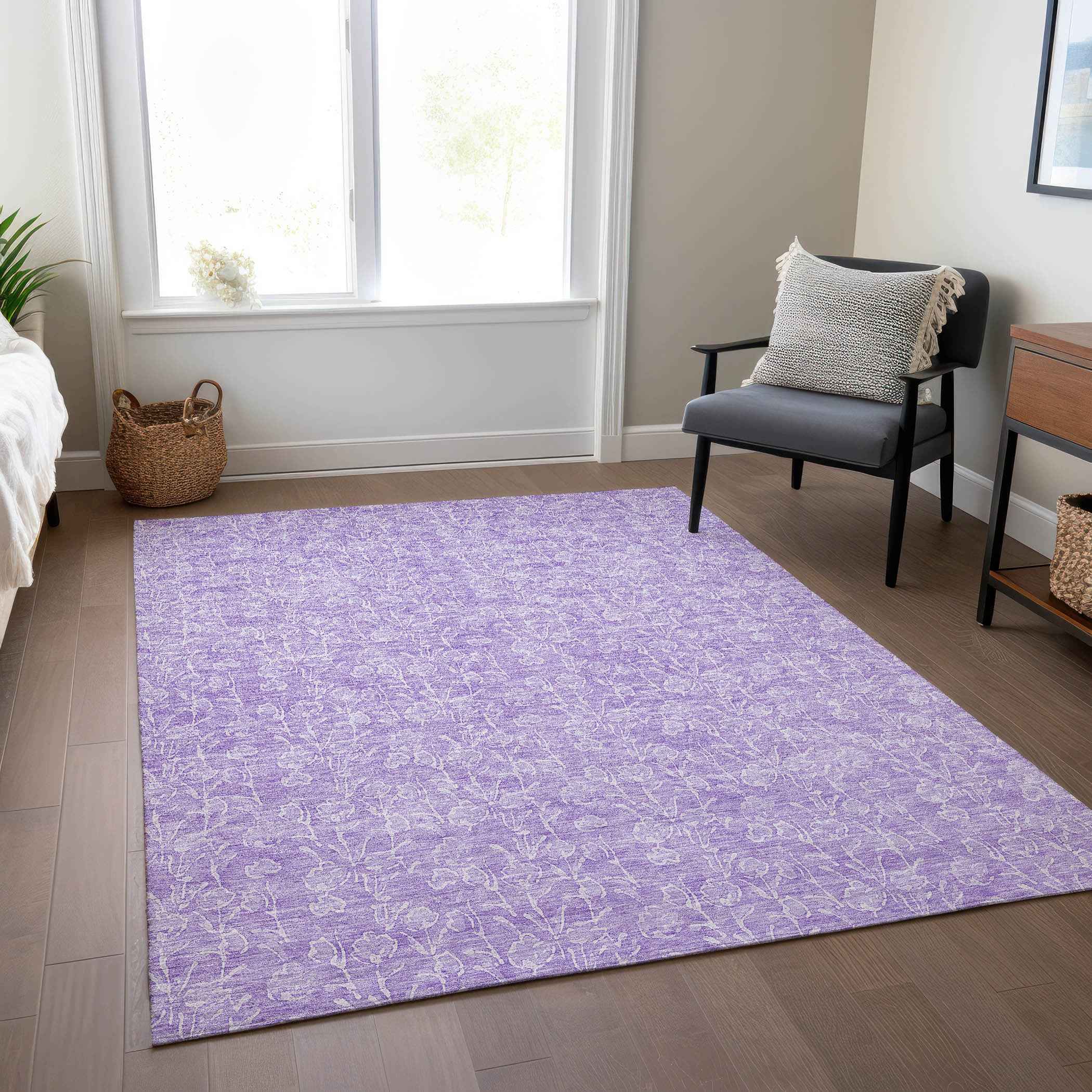 9' X 12' Lilac And Ivory Floral Washable Indoor Outdoor Area Rug