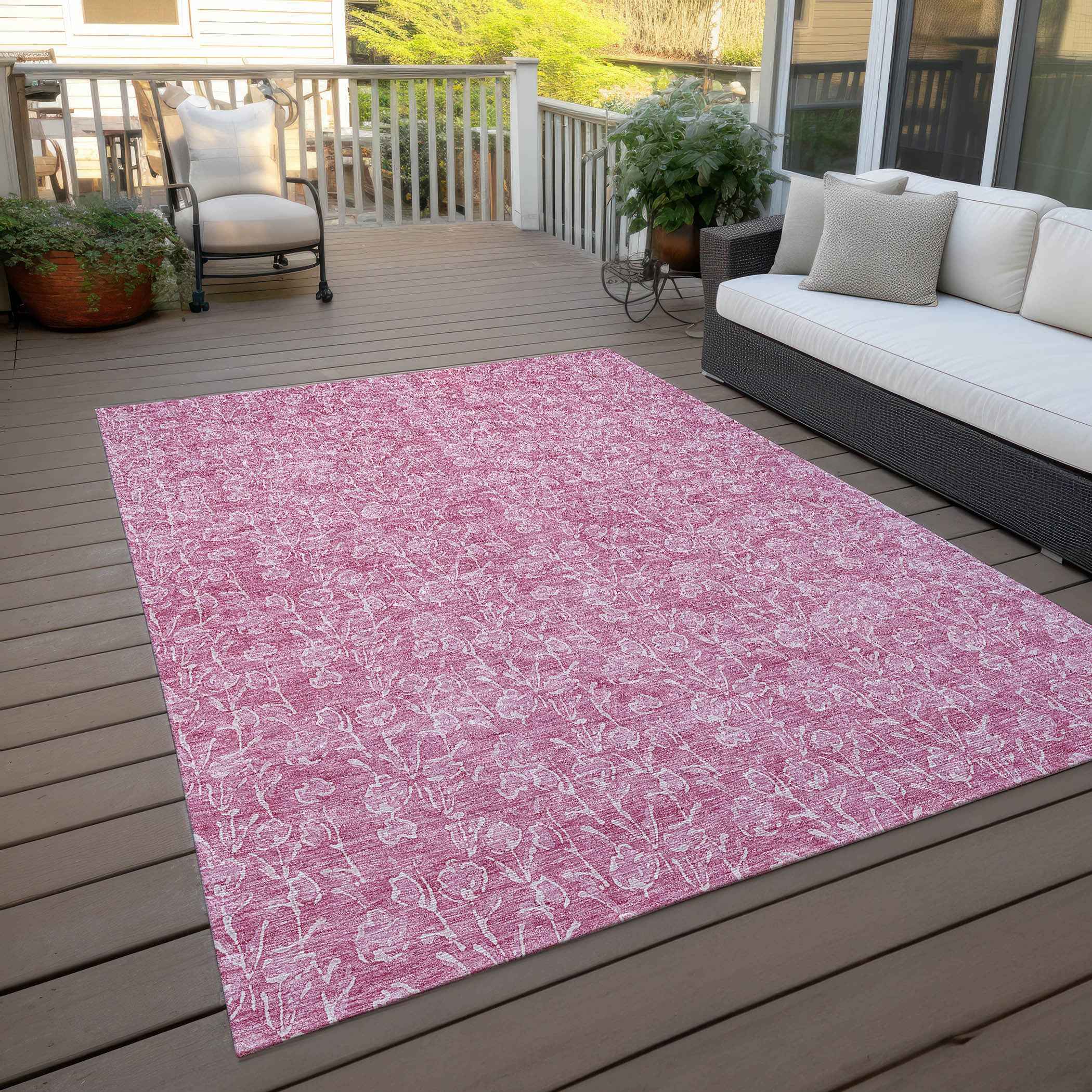 5' X 8' Blush And Ivory Floral Washable Indoor Outdoor Area Rug