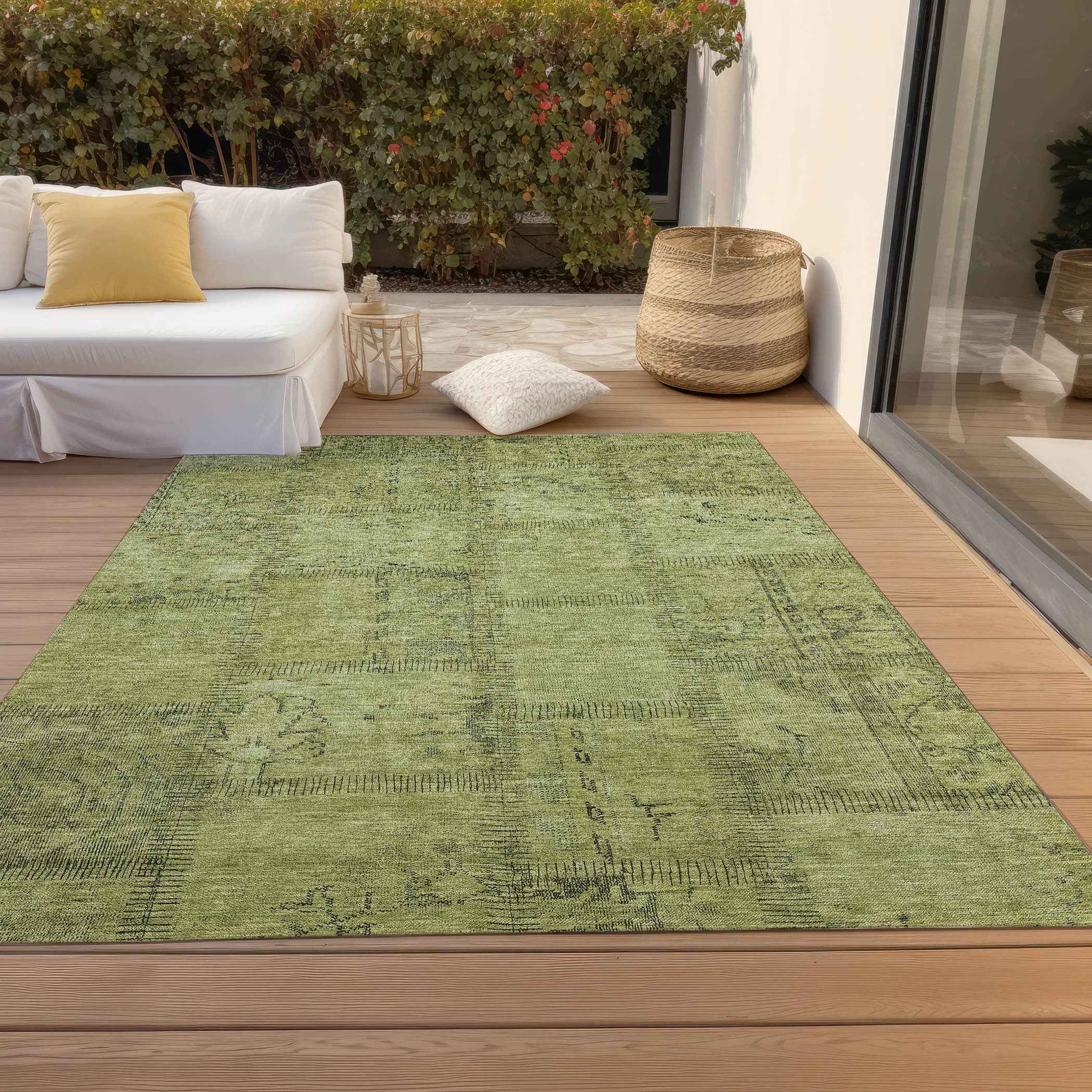 3' X 5' Fern Green And Artichoke Green Patchwork Washable Indoor Outdoor Area Rug