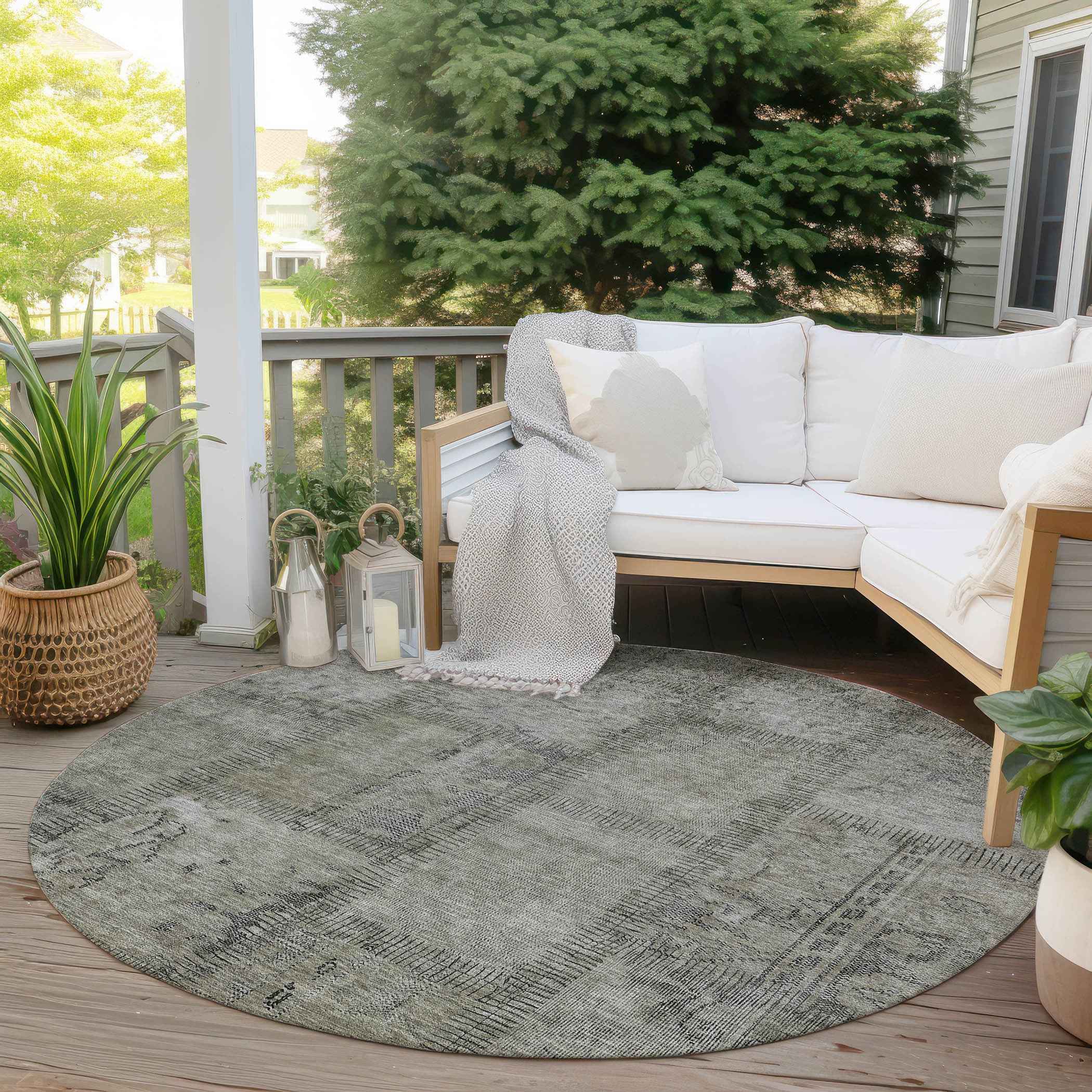 8' Taupe Brown And Beige Round Patchwork Washable Indoor Outdoor Area Rug