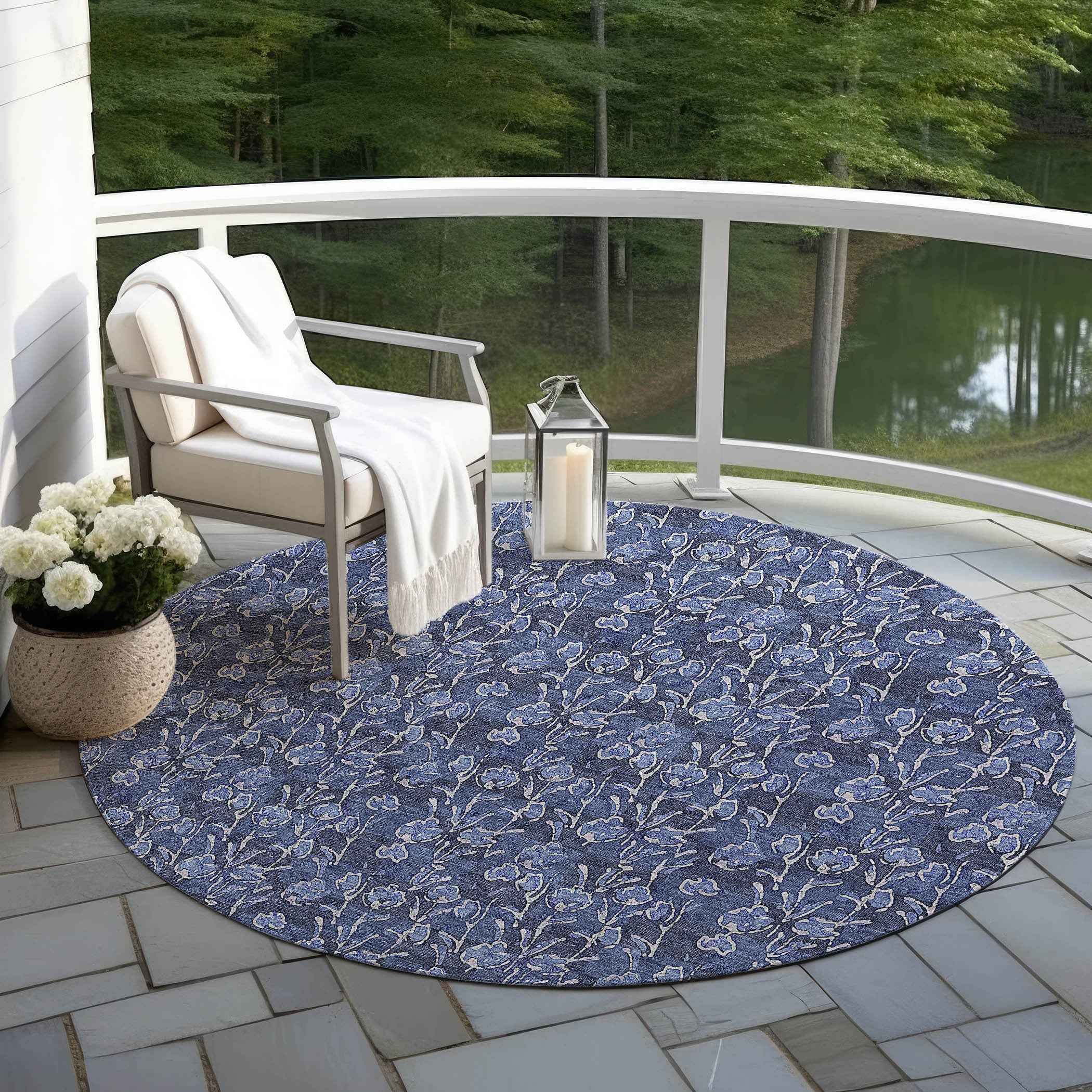 8' Navy Blue Denim Blue And Ivory Round Floral Washable Indoor Outdoor Area Rug