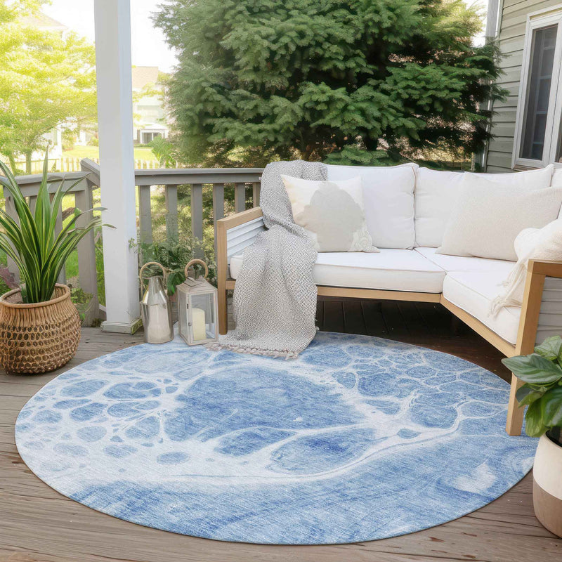 8' Sky Blue And Denim Blue Round Nautical Washable Indoor Outdoor Area Rug
