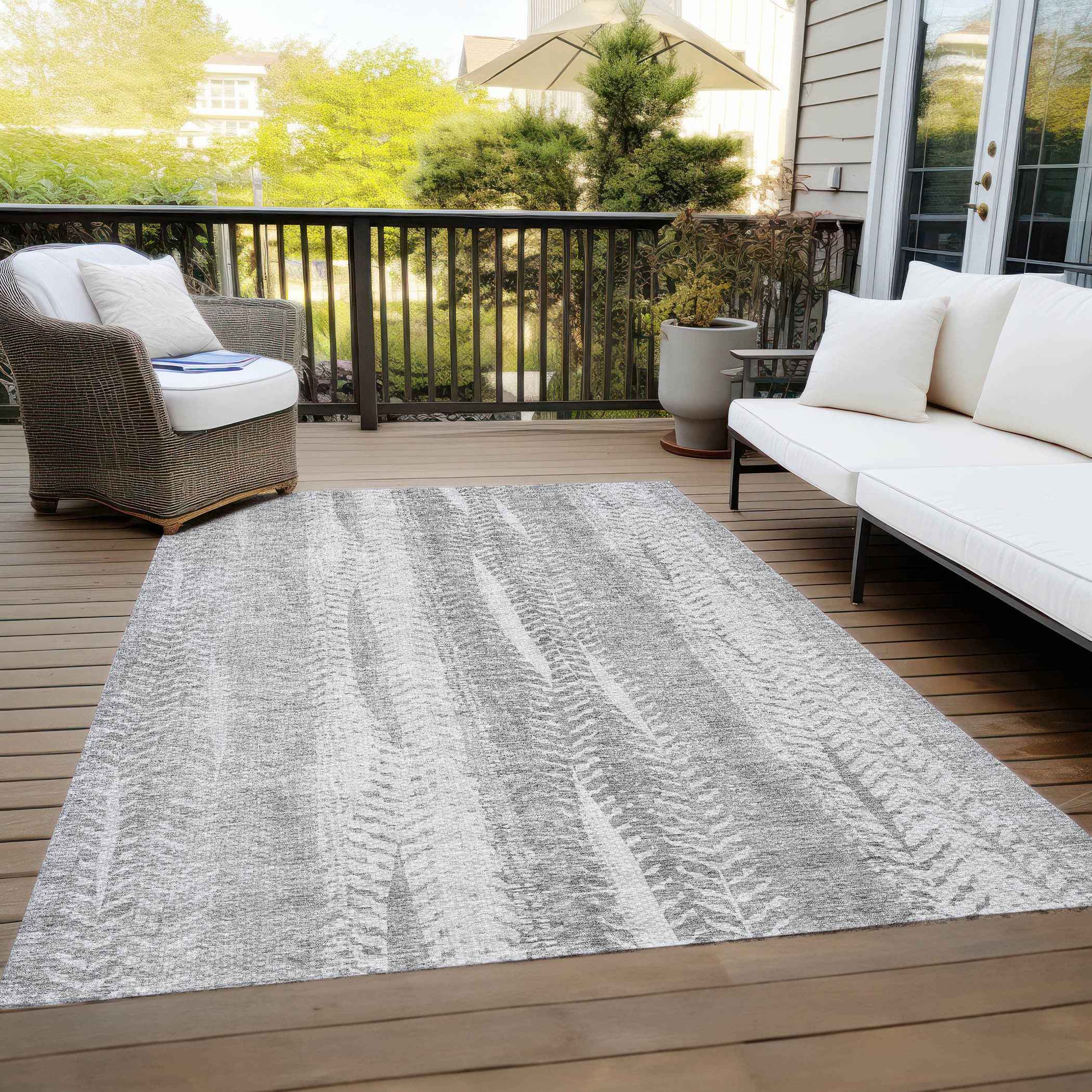 5' X 8' Silver Gray And Graphite Botanical Leaves Washable Indoor Outdoor Area Rug