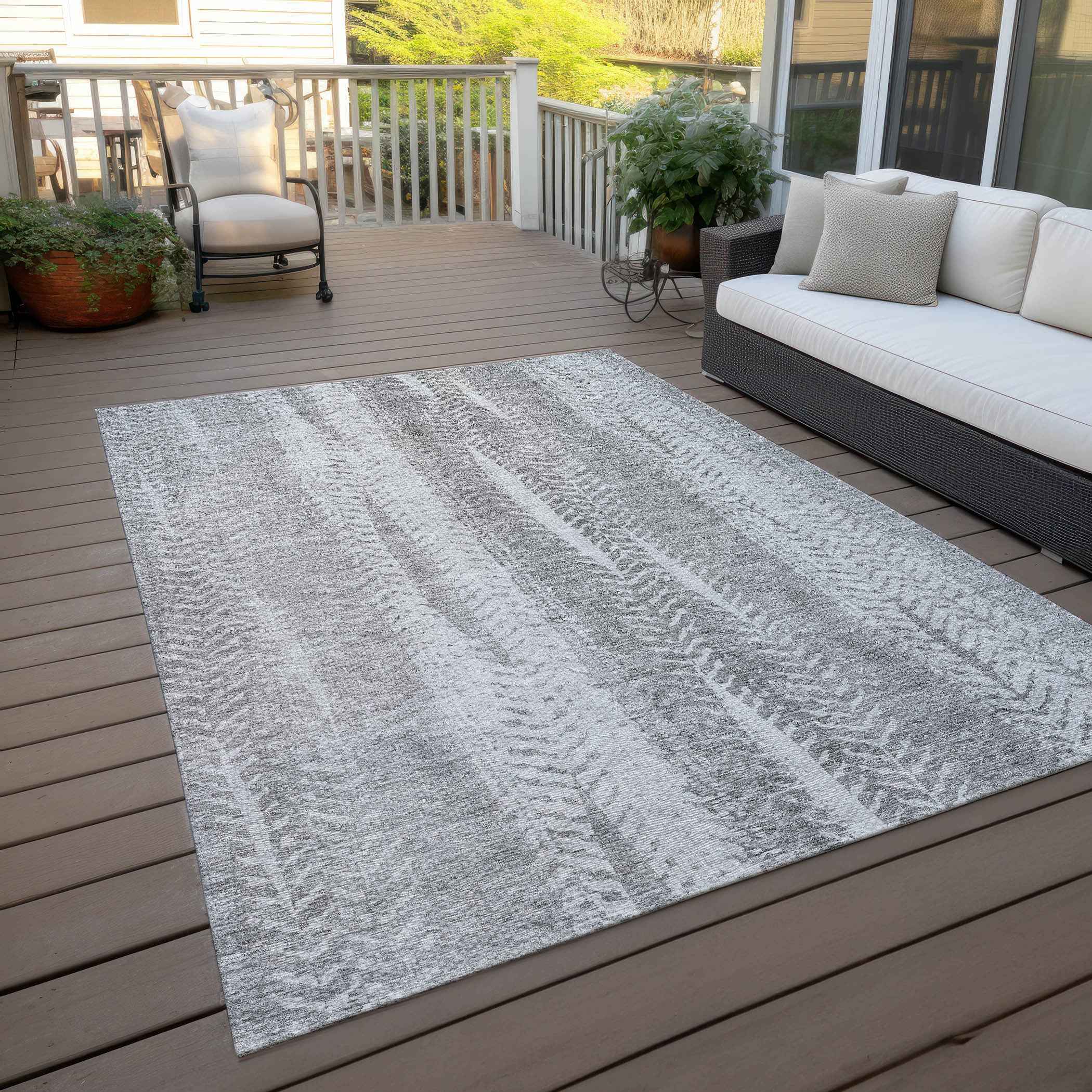 5' X 8' Silver Gray And Graphite Botanical Leaves Washable Indoor Outdoor Area Rug