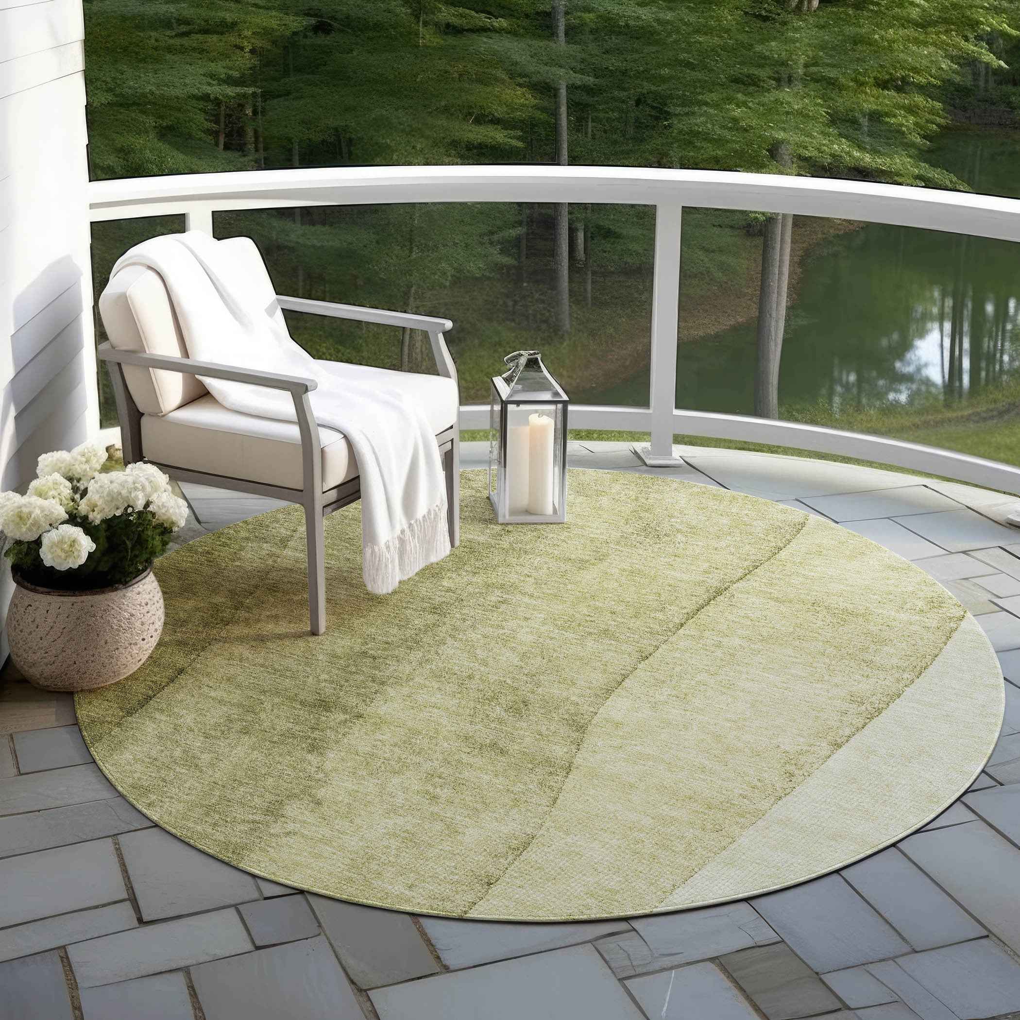 8' Olive Green And Artichoke Green Round Ombre Washable Indoor Outdoor Area Rug