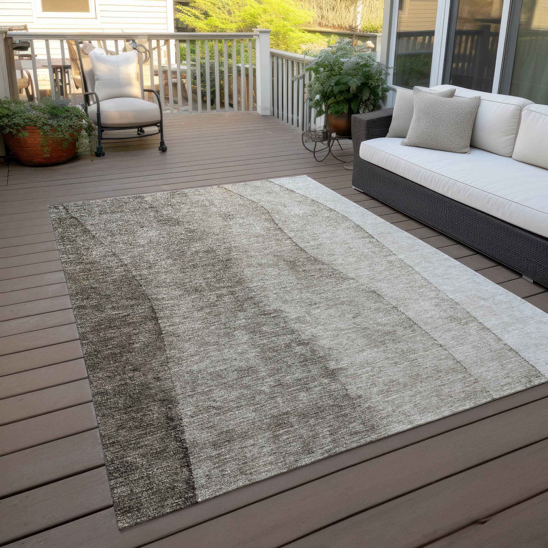 5' X 8' Taupe Brown And Ivory Ombre Washable Indoor Outdoor Area Rug