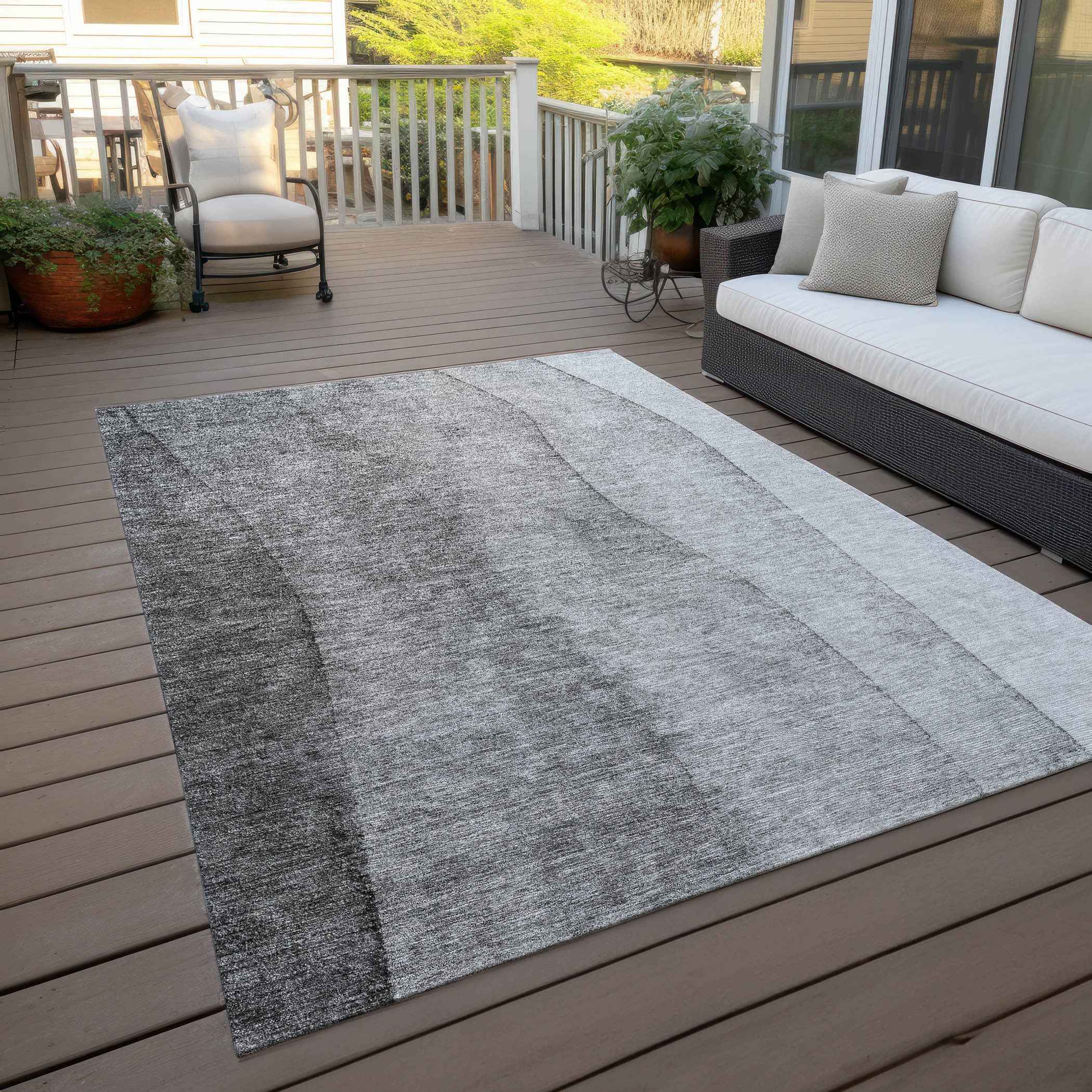 3' X 5' Gray Silver And Charcoal Ombre Washable Indoor Outdoor Area Rug