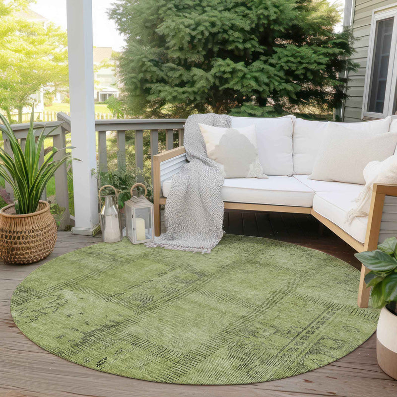 8' Fern Green And Artichoke Green Round Patchwork Washable Indoor Outdoor Area Rug