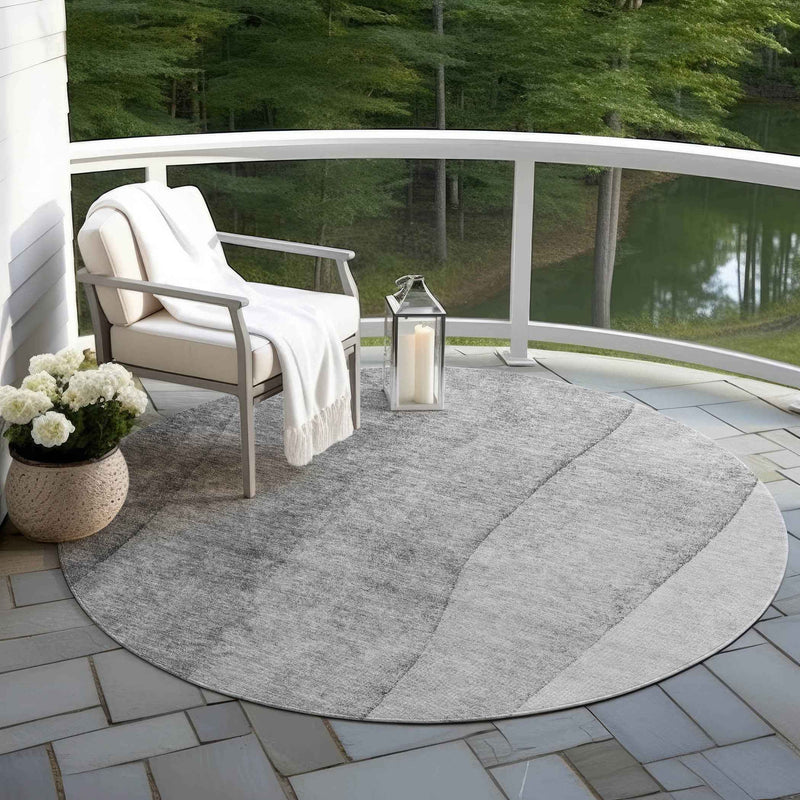 8' Gray Silver And Charcoal Round Ombre Washable Indoor Outdoor Area Rug