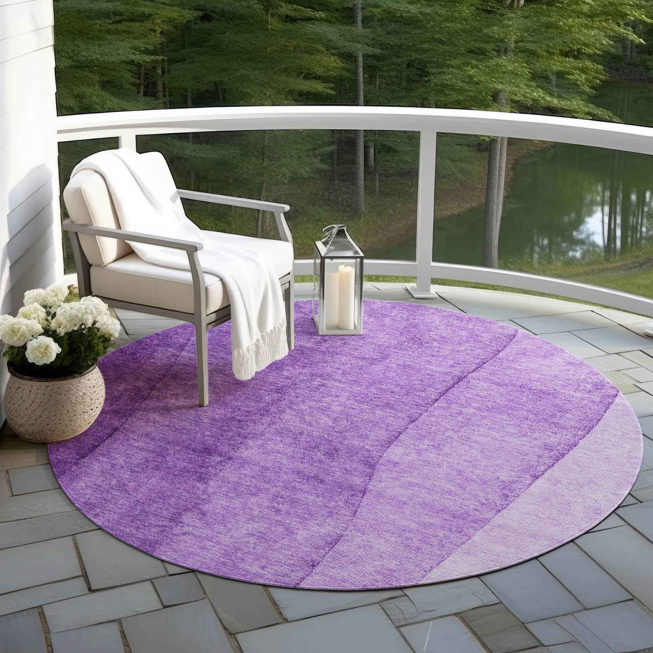 8' Purple And Lavender Round Ombre Washable Indoor Outdoor Area Rug