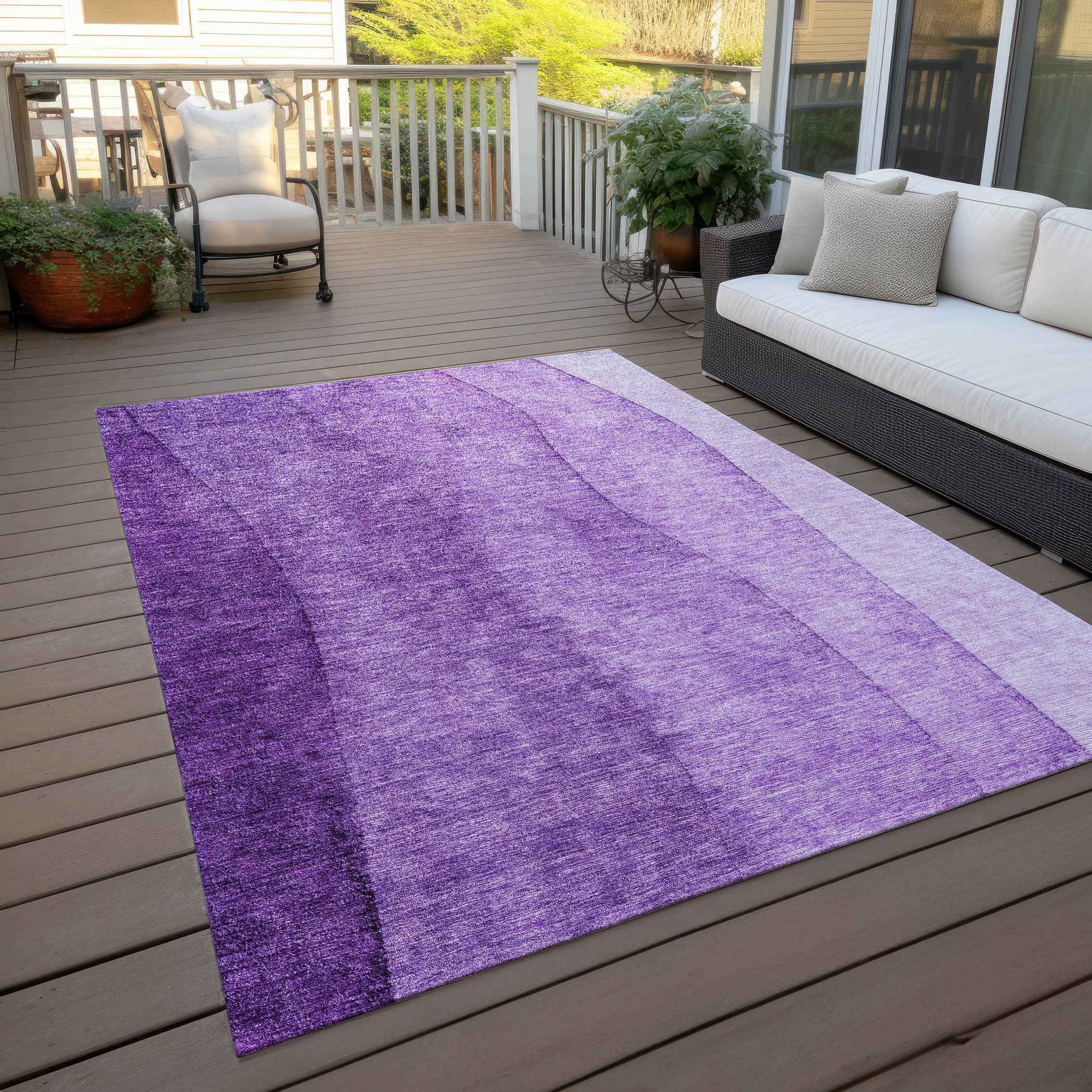 3' X 5' Purple And Lavender Ombre Washable Indoor Outdoor Area Rug