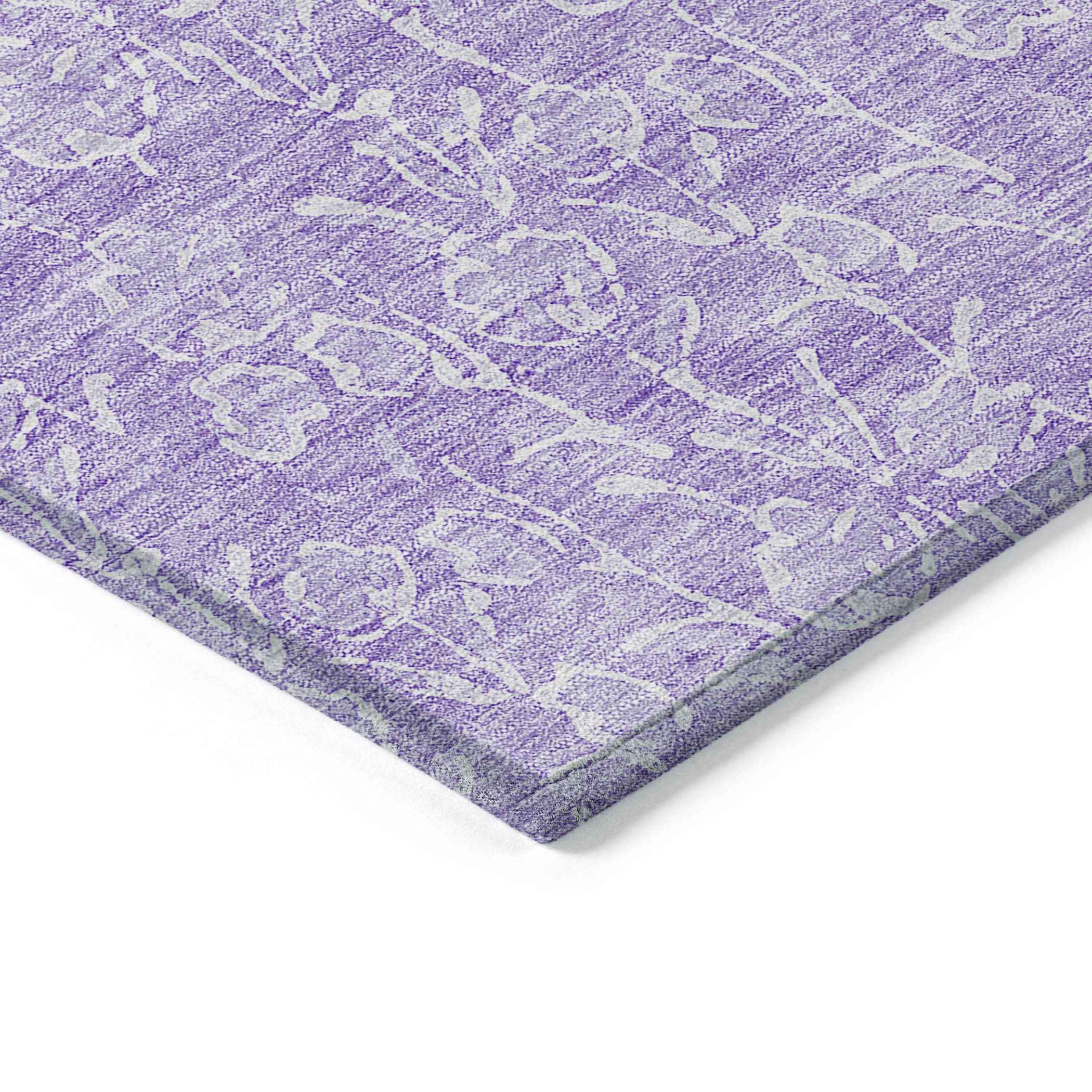 8' X 10' Lilac And Ivory Floral Washable Indoor Outdoor Area Rug