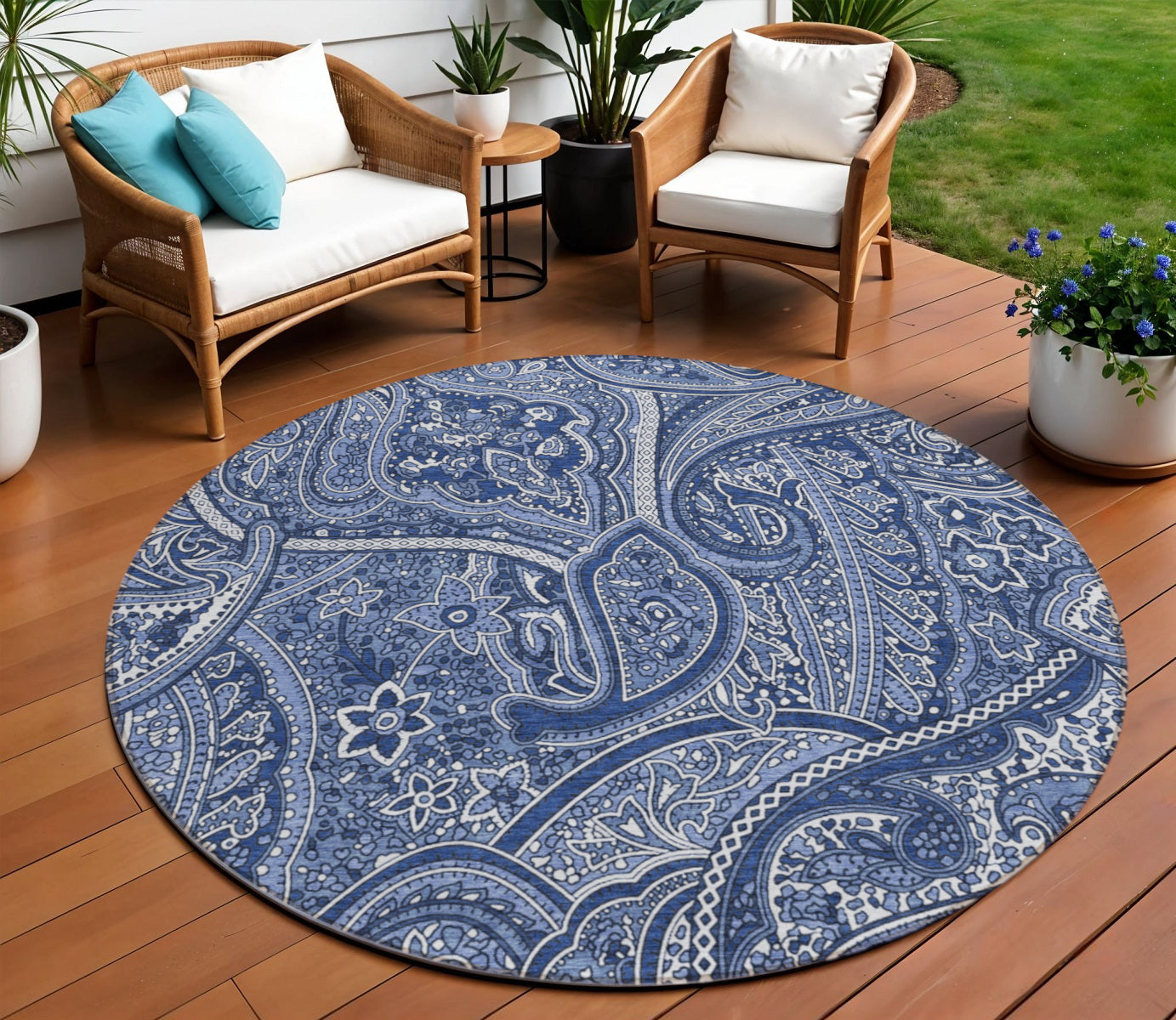 8' Navy Blue And Sky Blue Round Paisley Washable Indoor Outdoor Area Rug - Sports & Outdoor