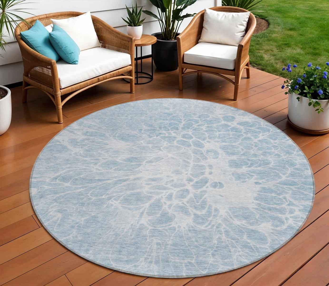 8' Sky Blue And Denim Blue Round Abstract Washable Indoor Outdoor Area Rug