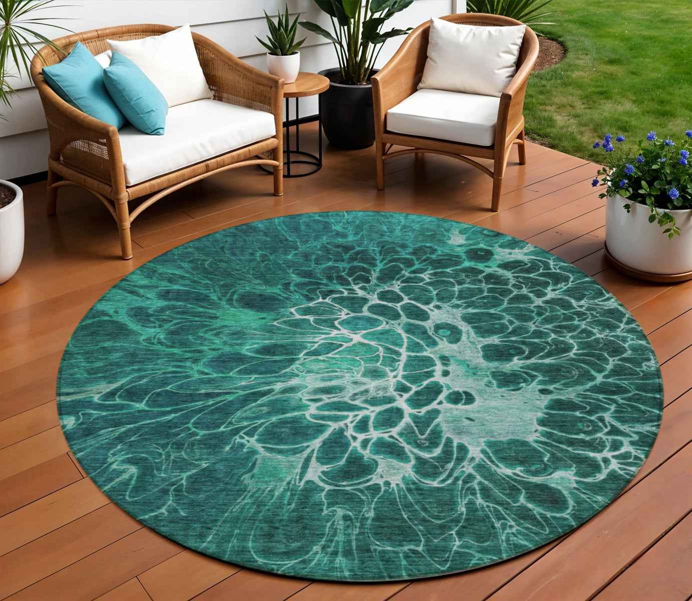 8' Teal Blue Aqua And Turquoise Round Abstract Washable Indoor Outdoor Area Rug