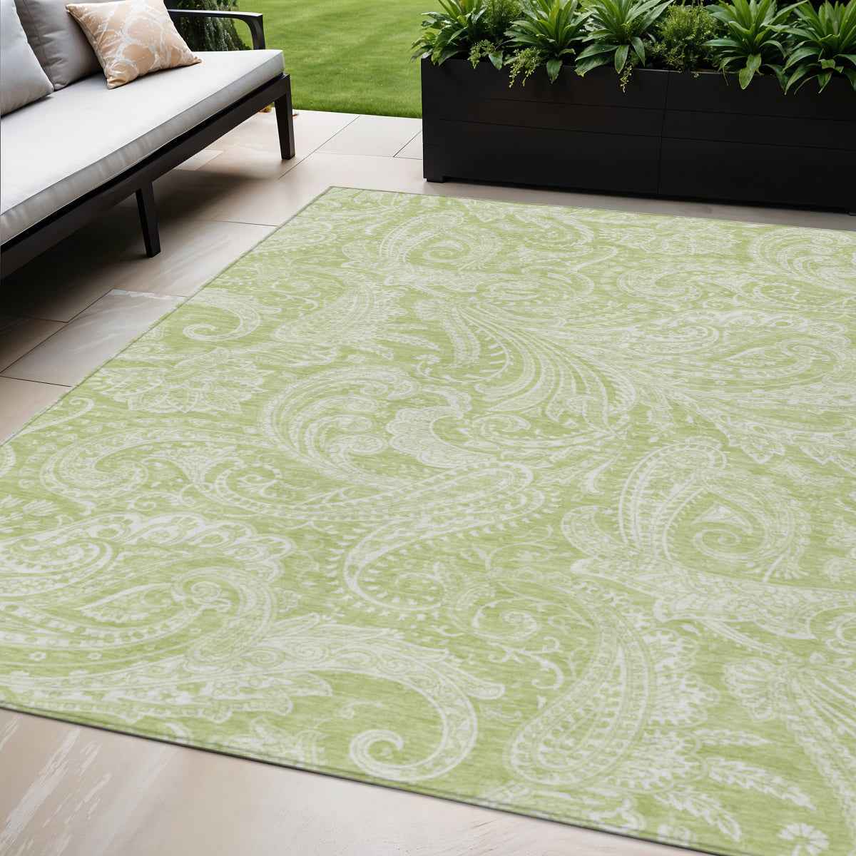 5' X 8' Green And Ivory Paisley Washable Indoor Outdoor Area Rug