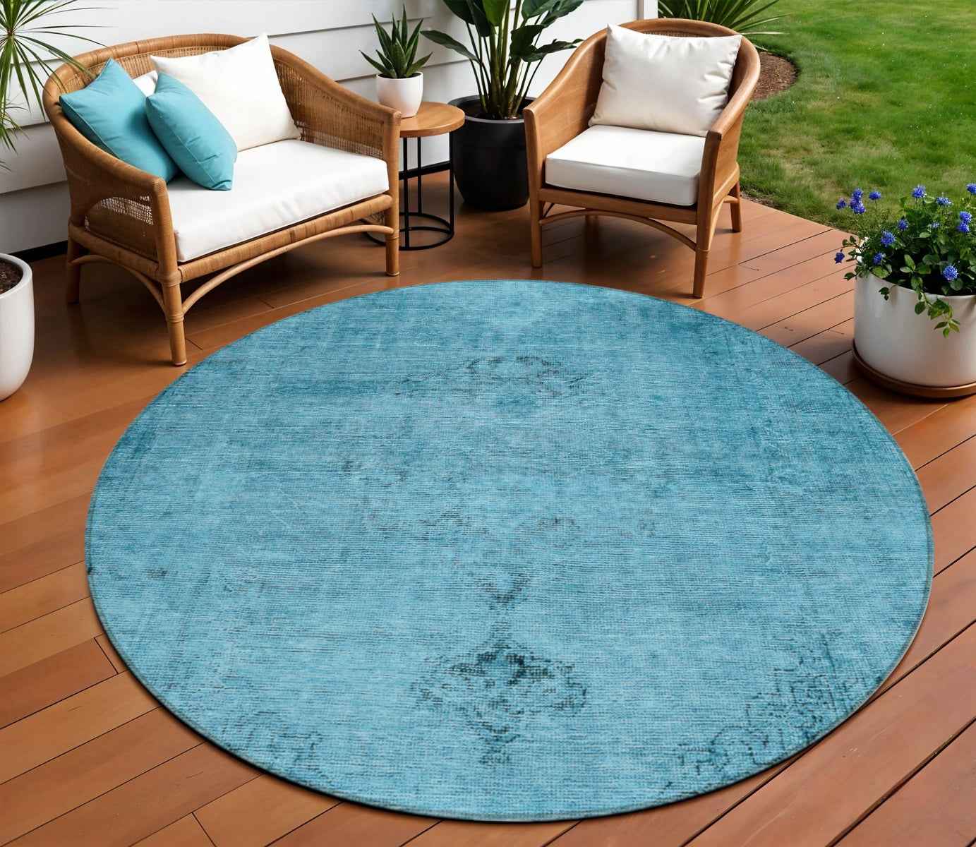 8' Denim Blue And Navy Blue Round Oriental Washable Indoor Outdoor Area Rug