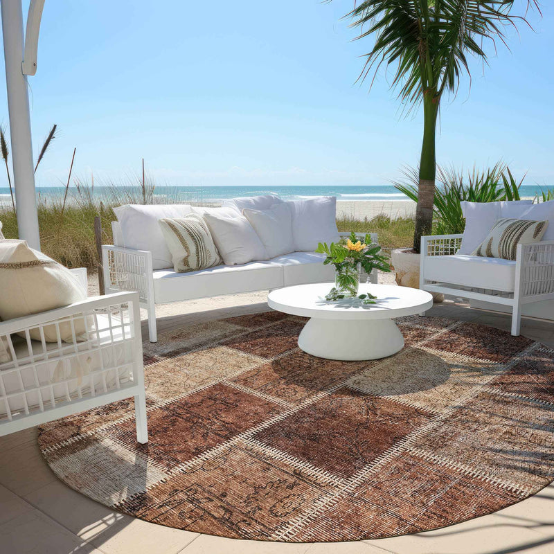 8' Orange Copper And Beige Round Patchwork Washable Indoor Outdoor Area Rug