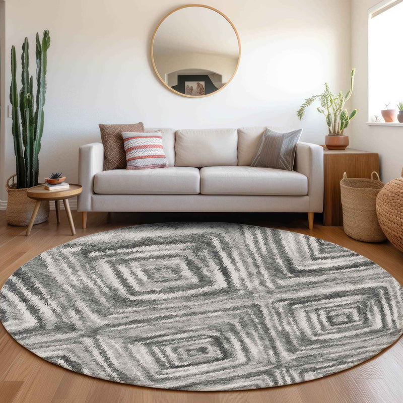 8' Gray Silver And Ivory Round Geometric Washable Indoor Outdoor Area Rug
