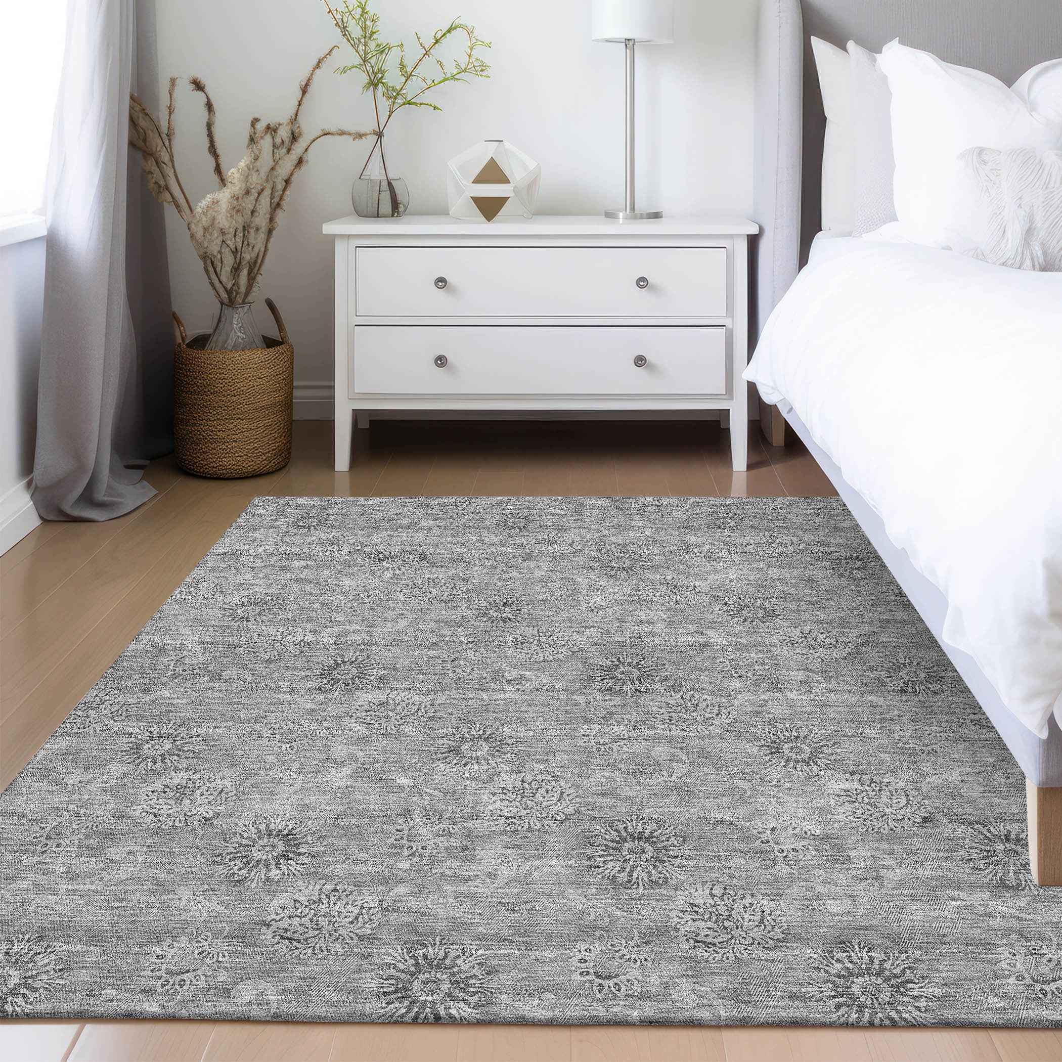 5' X 8' Pewter And Gray Floral Washable Indoor Outdoor Area Rug