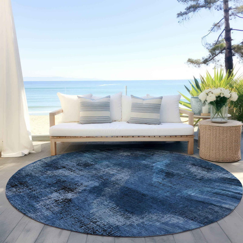 8' Navy Blue And Sky Blue Round Abstract Washable Indoor Outdoor Area Rug