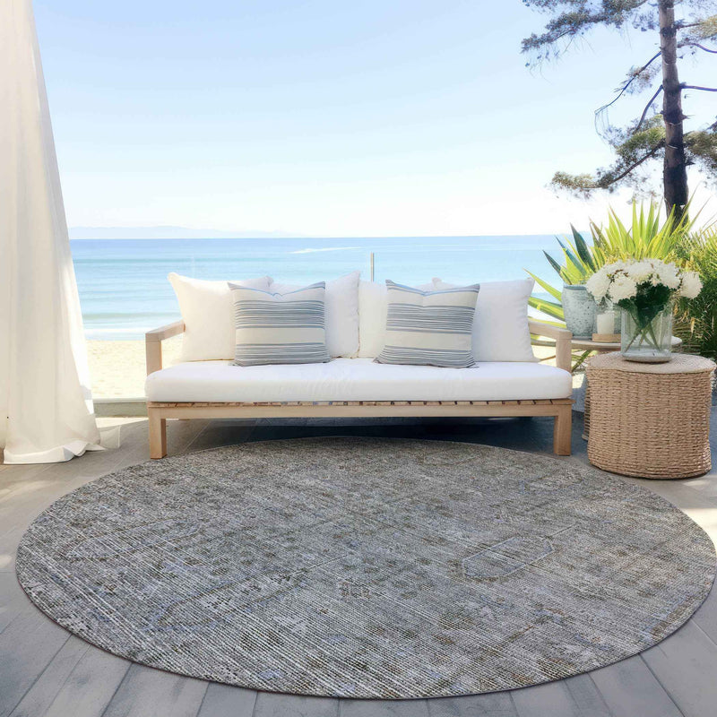 8' Gray And Silver Round Southwestern Washable Indoor Outdoor Area Rug