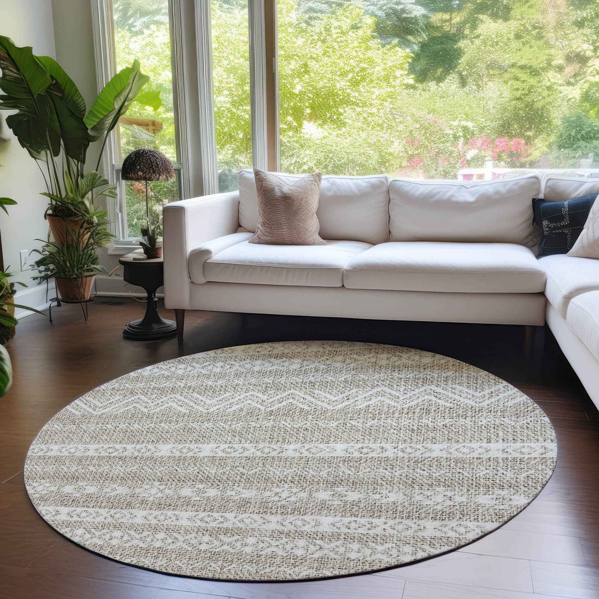 8' Beige And Ivory Round Southwestern Washable Indoor Outdoor Area Rug