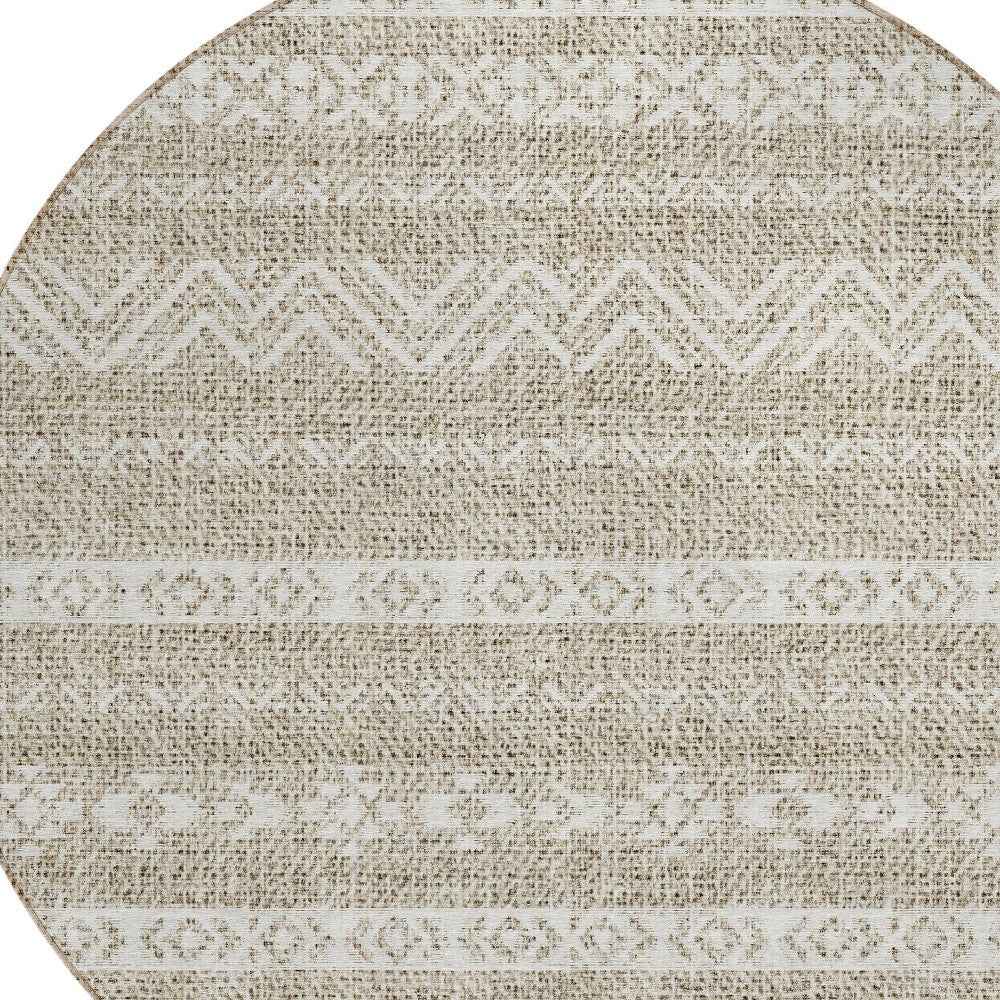 8' Beige And Ivory Round Southwestern Washable Indoor Outdoor Area Rug